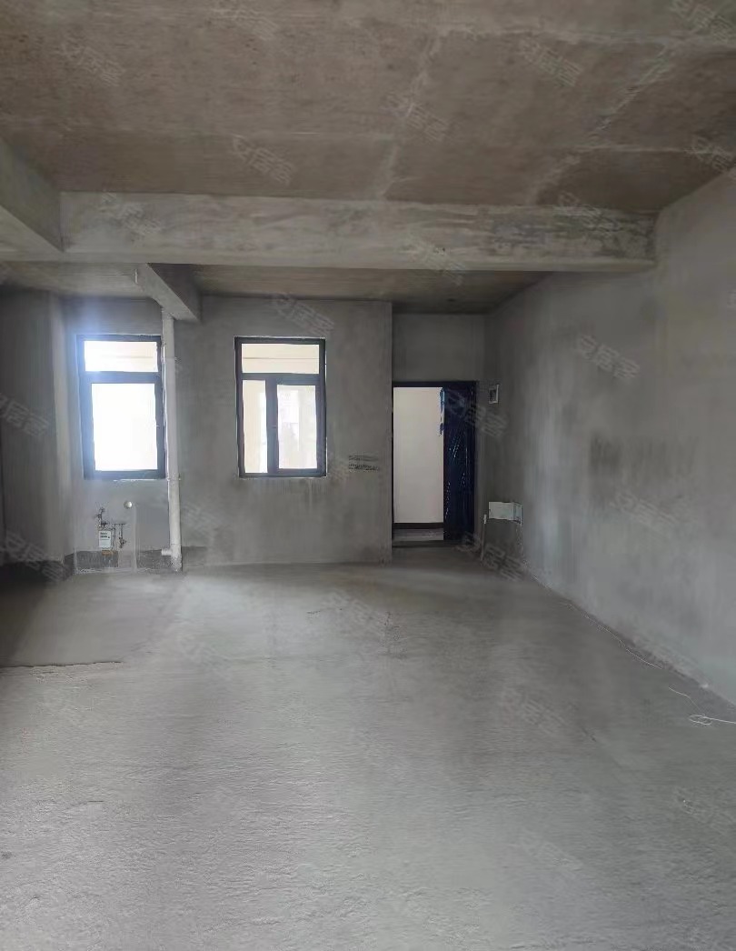 32，城南望府边户好楼层，送车位，户型方正，采光好