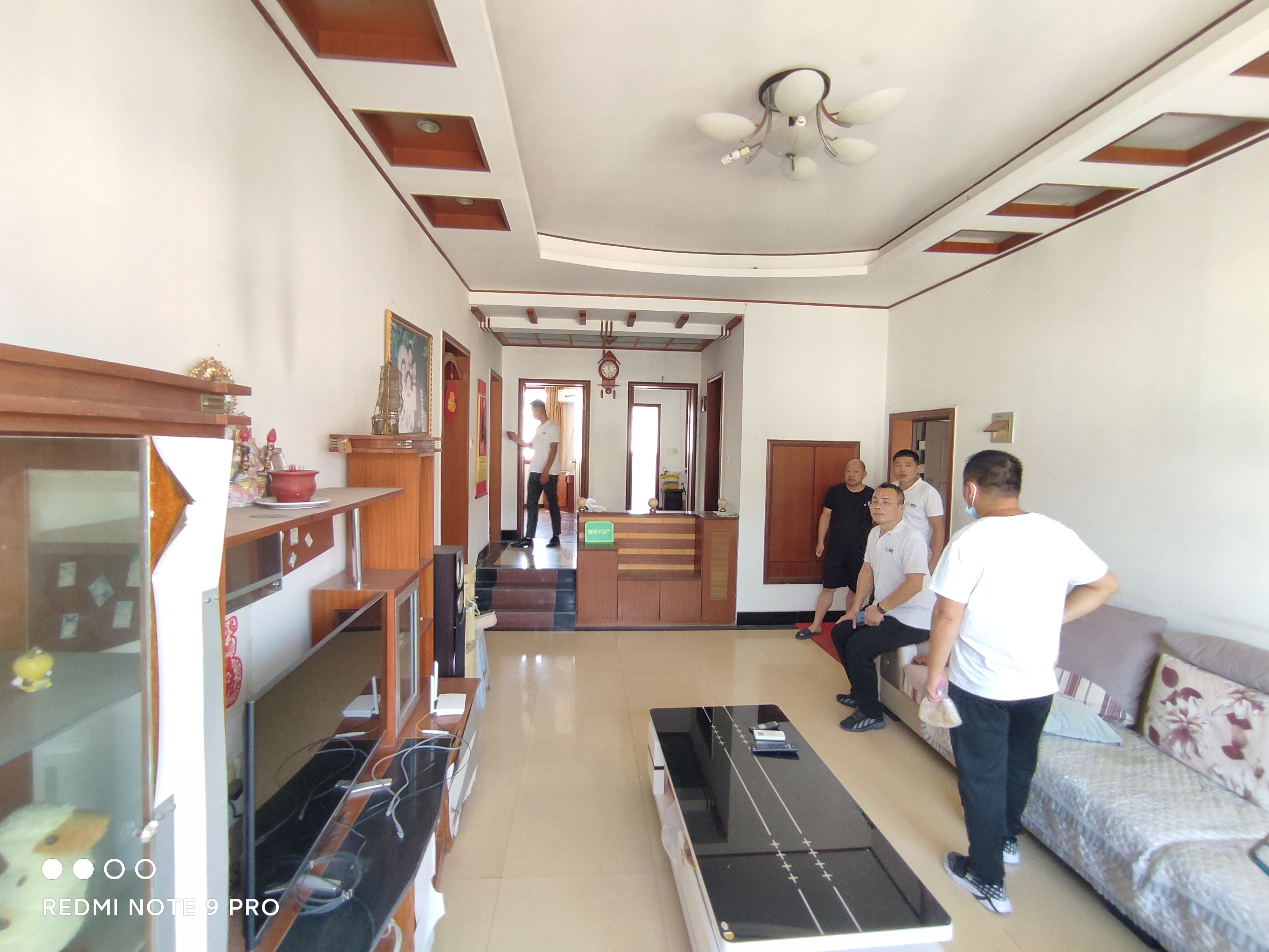 德政园香榭里精装三房两卫南北通透户型采光通风效果非常奈斯适合长期居住带地下储藏室证件满二