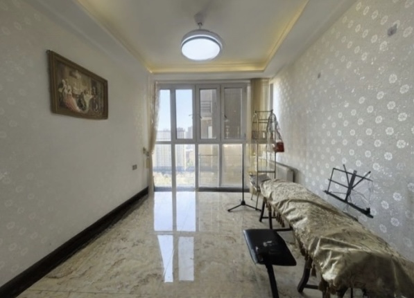 343，城南，新城一号，精装大4房2卫，电梯好楼层，全屋中央空调➕暖气，成色新，满二