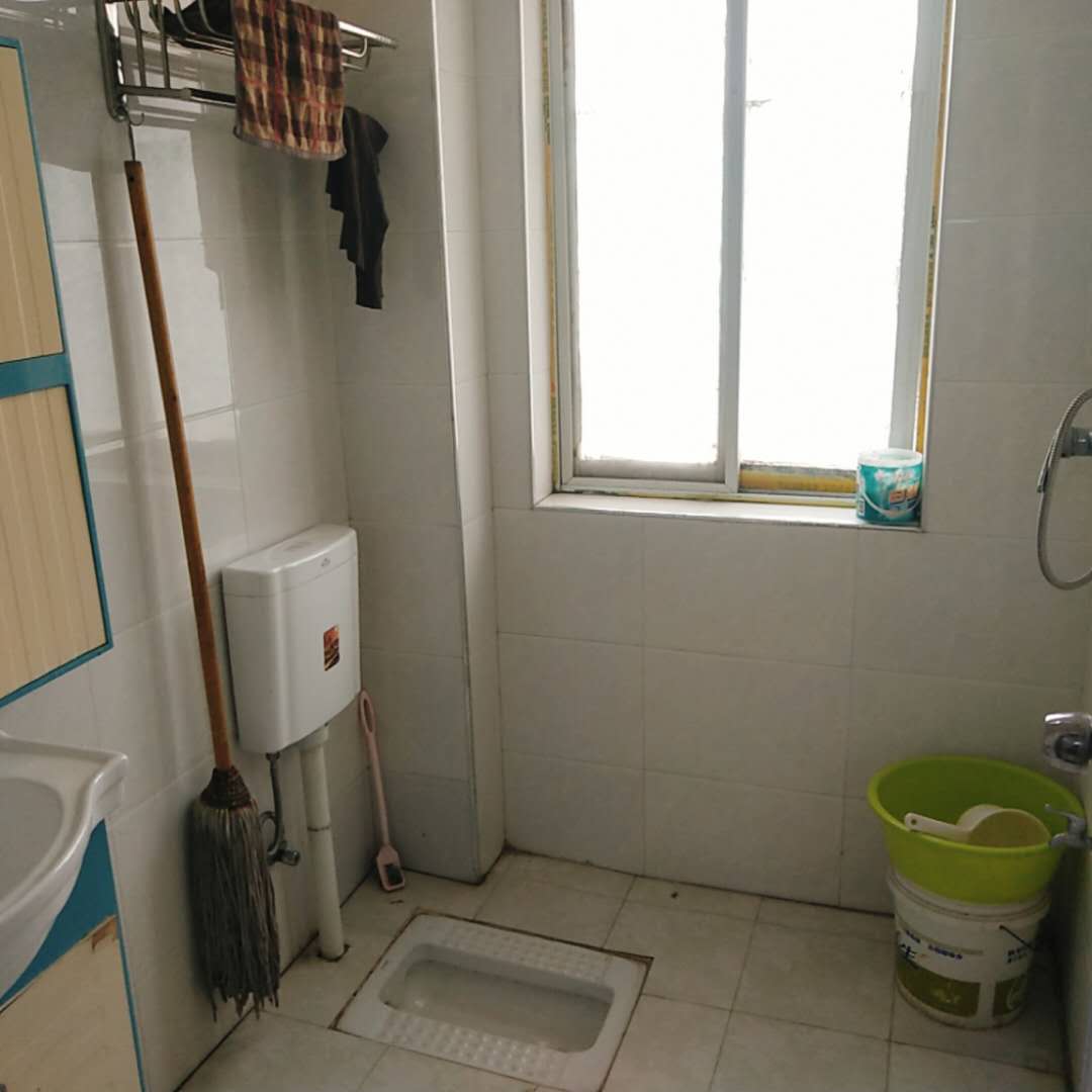 一中对面步梯中层环境好业主诚意出支持按揭