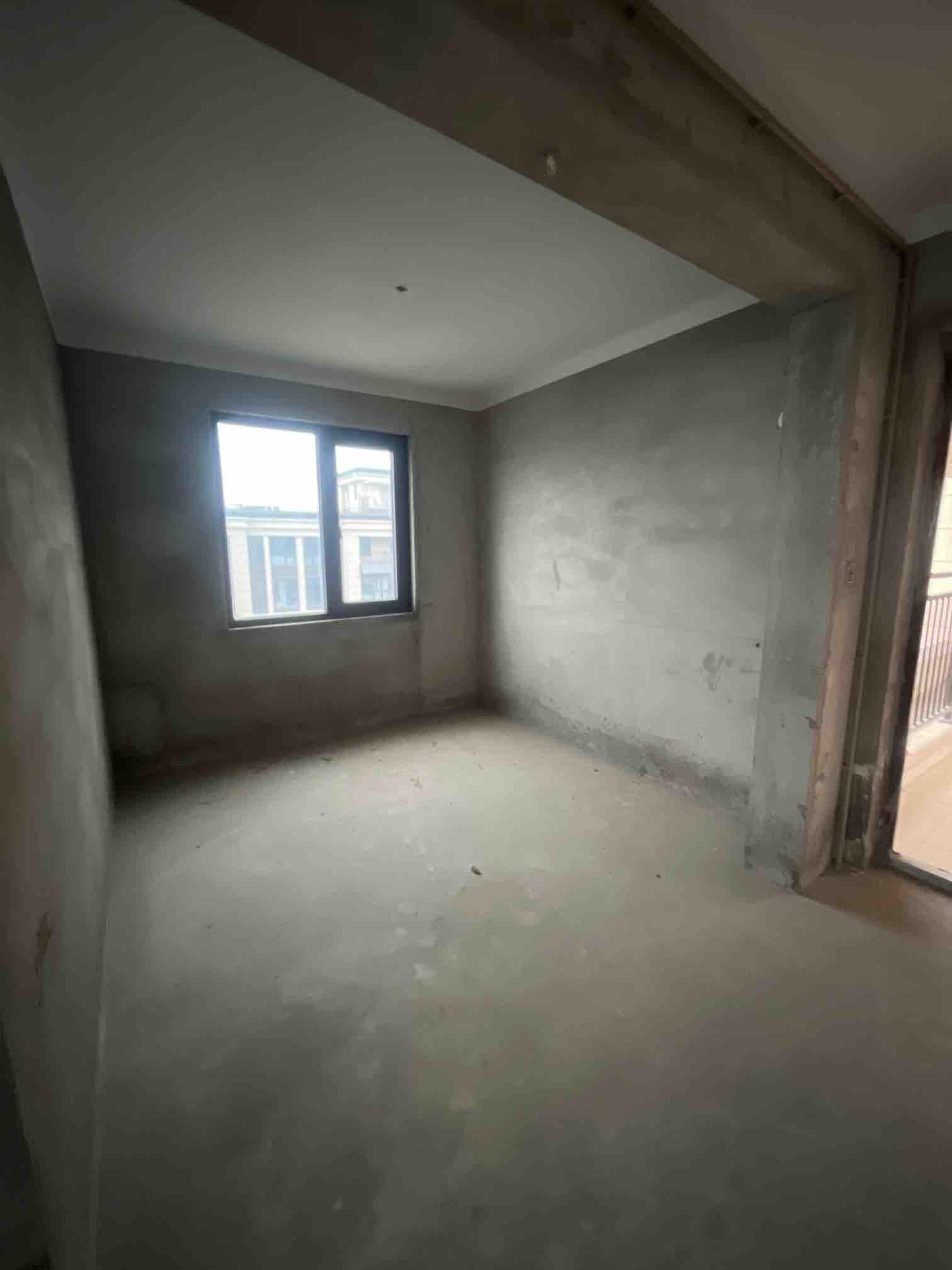 诚心出售，祥生观澜府，江滩公园旁，户型方正，视野超好