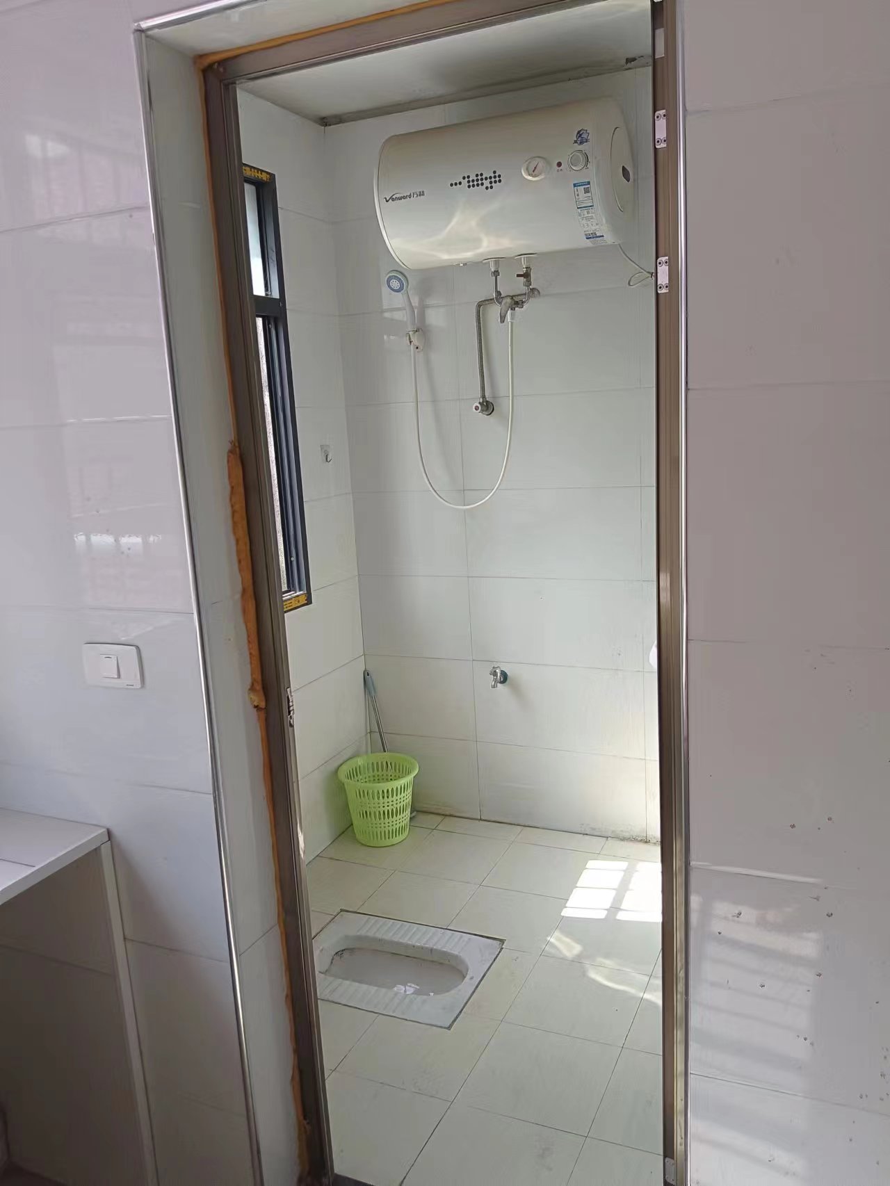 一室一厅一厨一卫