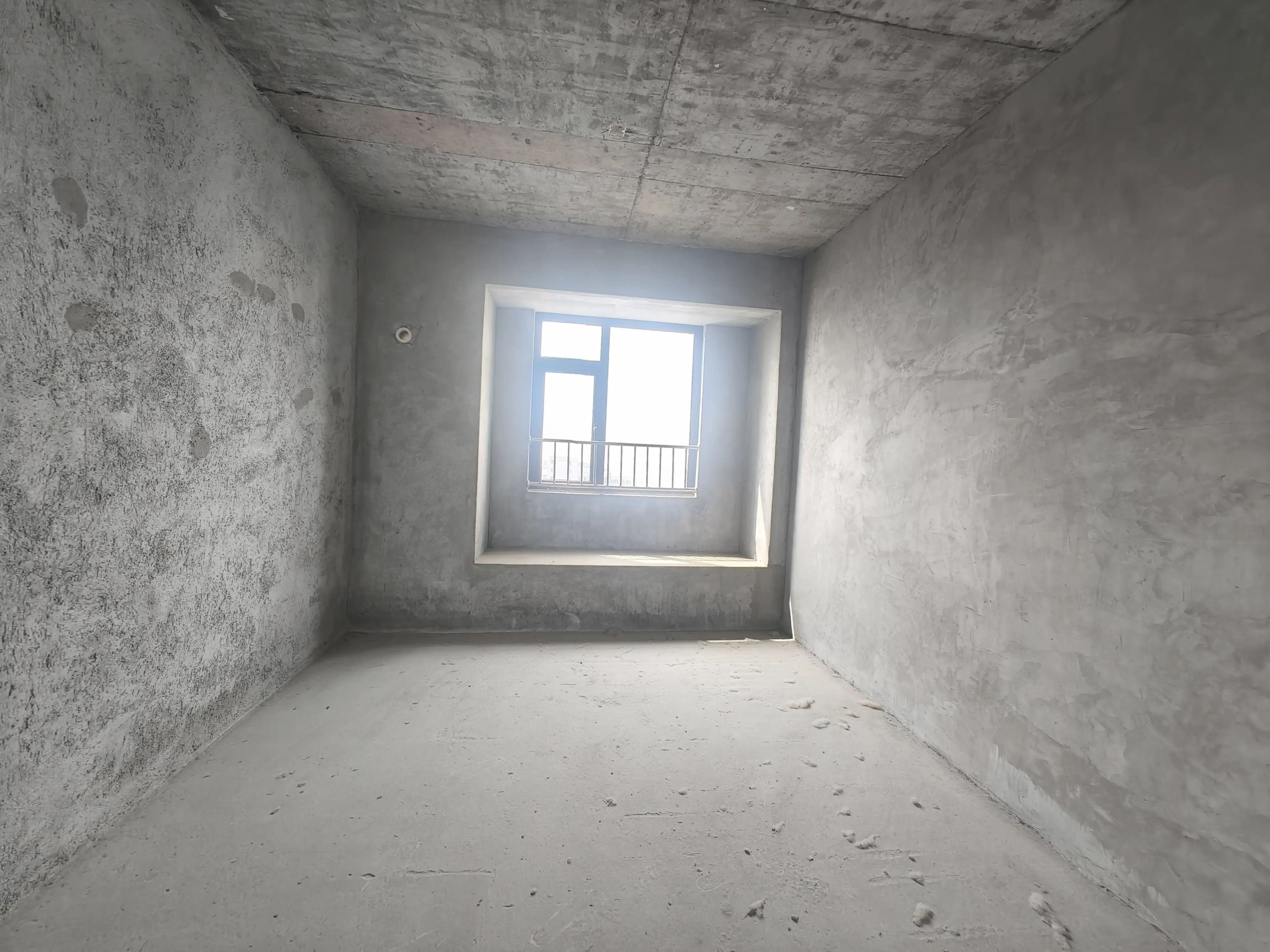 吾悦华府旁，锦绣望府，边户，南北双阳台，送车位，证满二