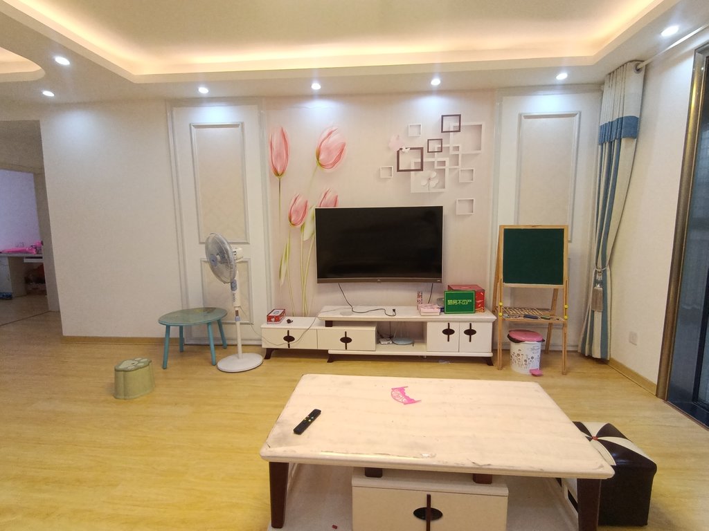 急售急售新城一号精装大三房南北通透满两年