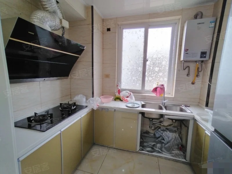 城西大盘，锦绣江山，精装3房2卫，纯边户，证件满五，南北通透