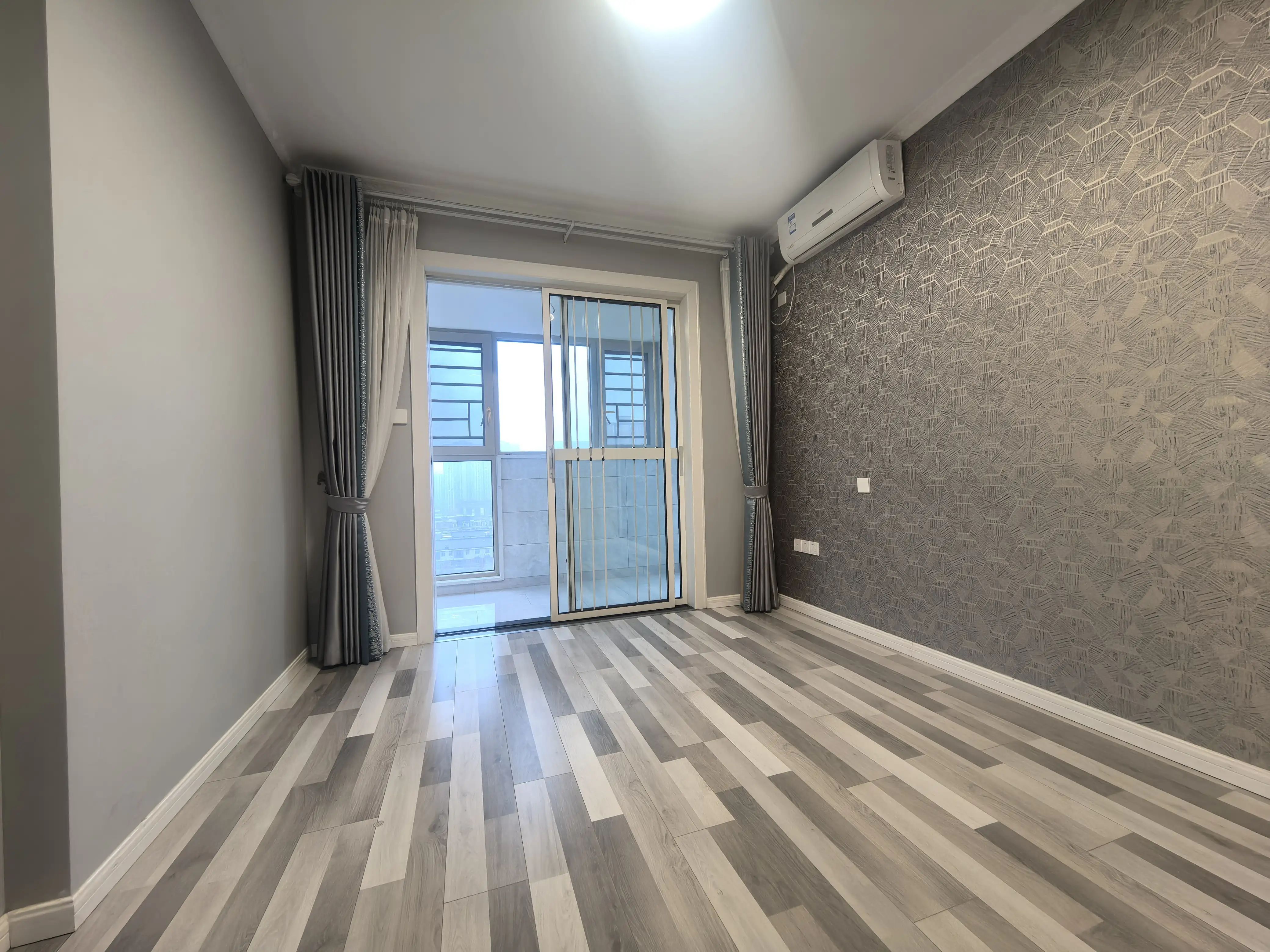 城南，捡漏，紫金城，电梯小高层，好楼层，成色新，精装两房，证满二