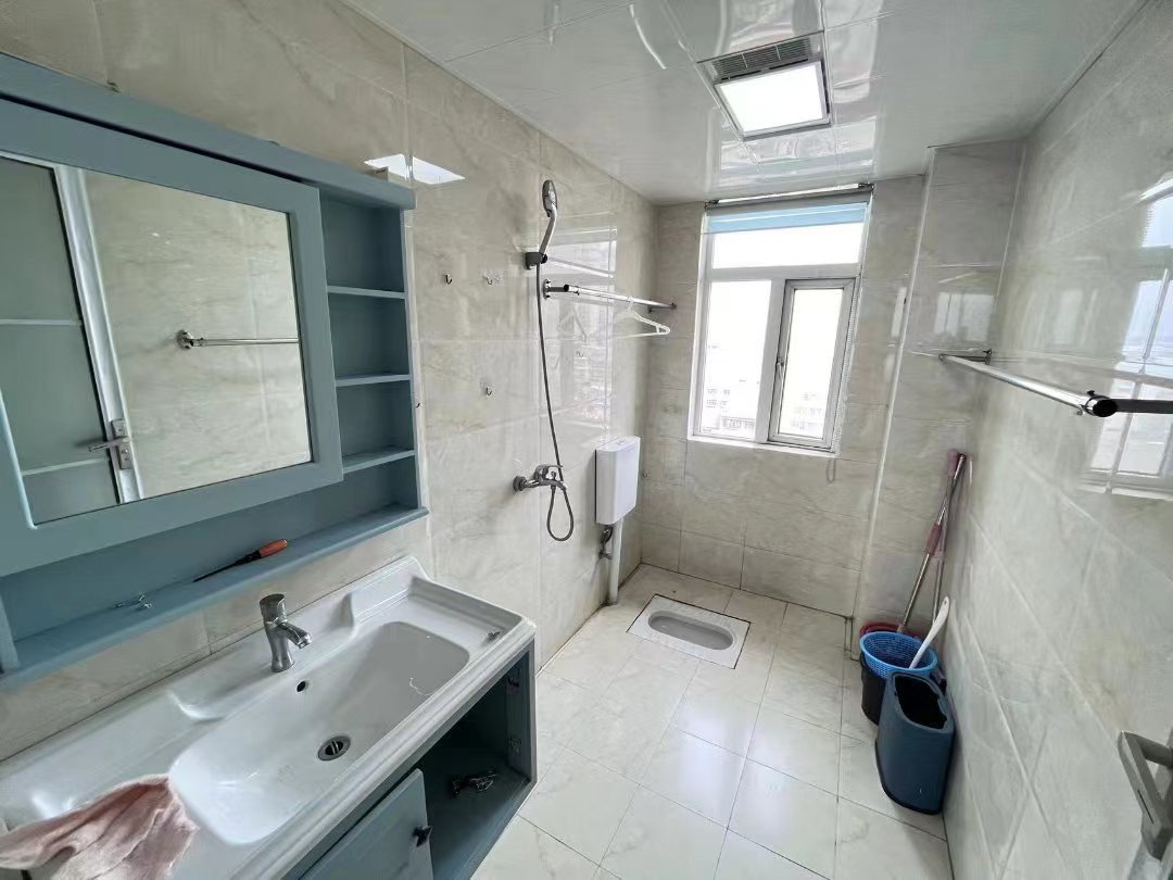 上苑一品.精装三房.看房方便