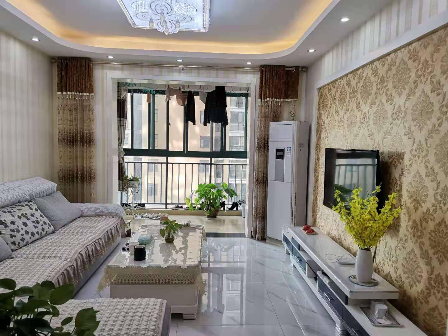 验三小旁边新城壹号精装小三房 直接入住配合过户