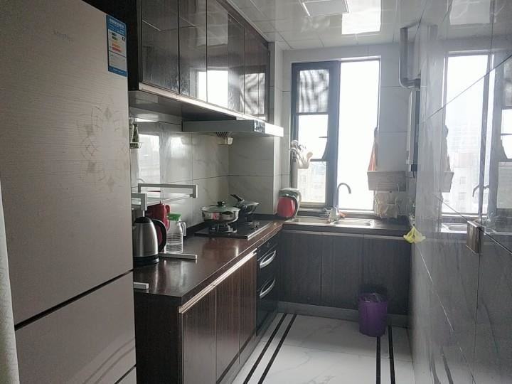 实验二小旁电梯中间楼层南北通透彩光好家电全送