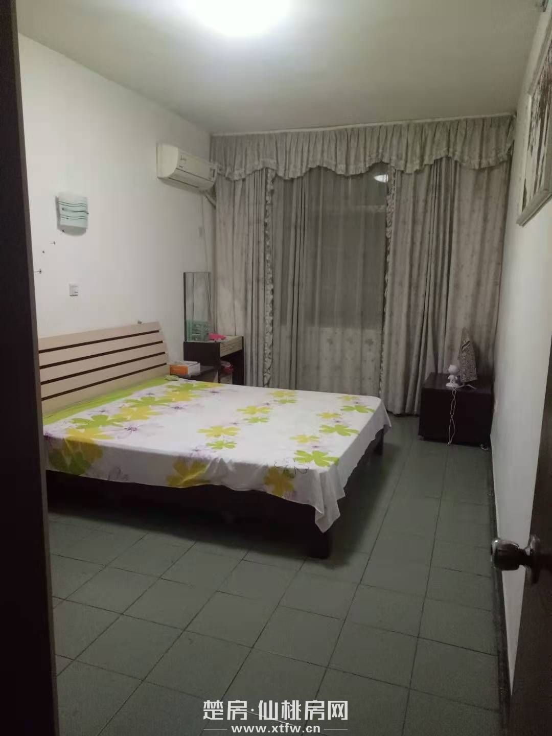 武商附近笆篓湾金居旁房屋出租