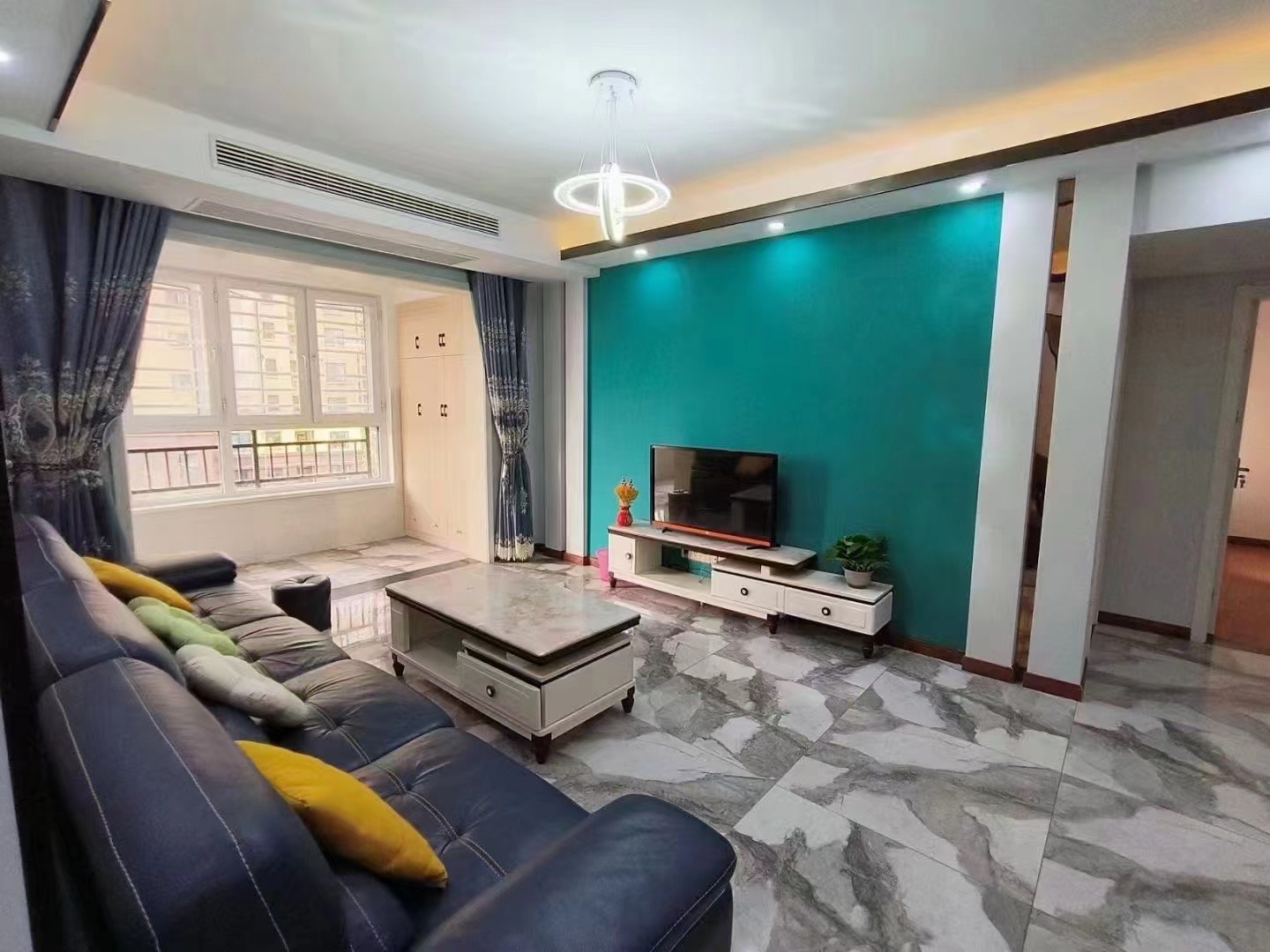 96，业主亏本急售，和合国际五期，精装修三房，证满二，家电齐全