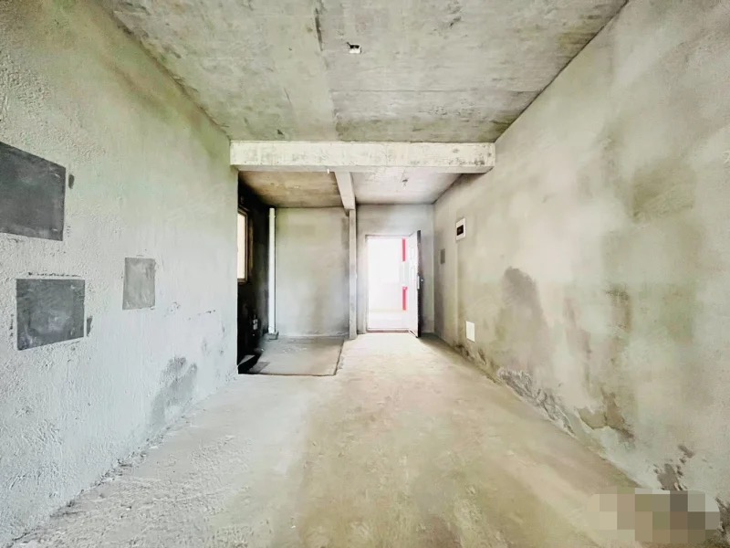 急售，城南新小区，电梯小高层，3400单价，毛坯三房，捡漏