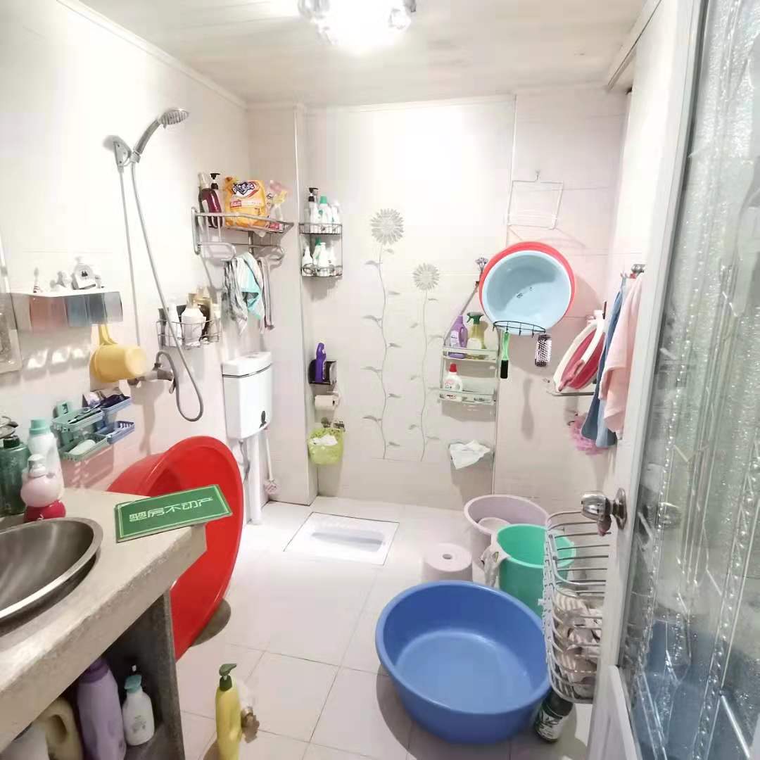 香岸华府两房2楼爬楼不累man5诚意出售！