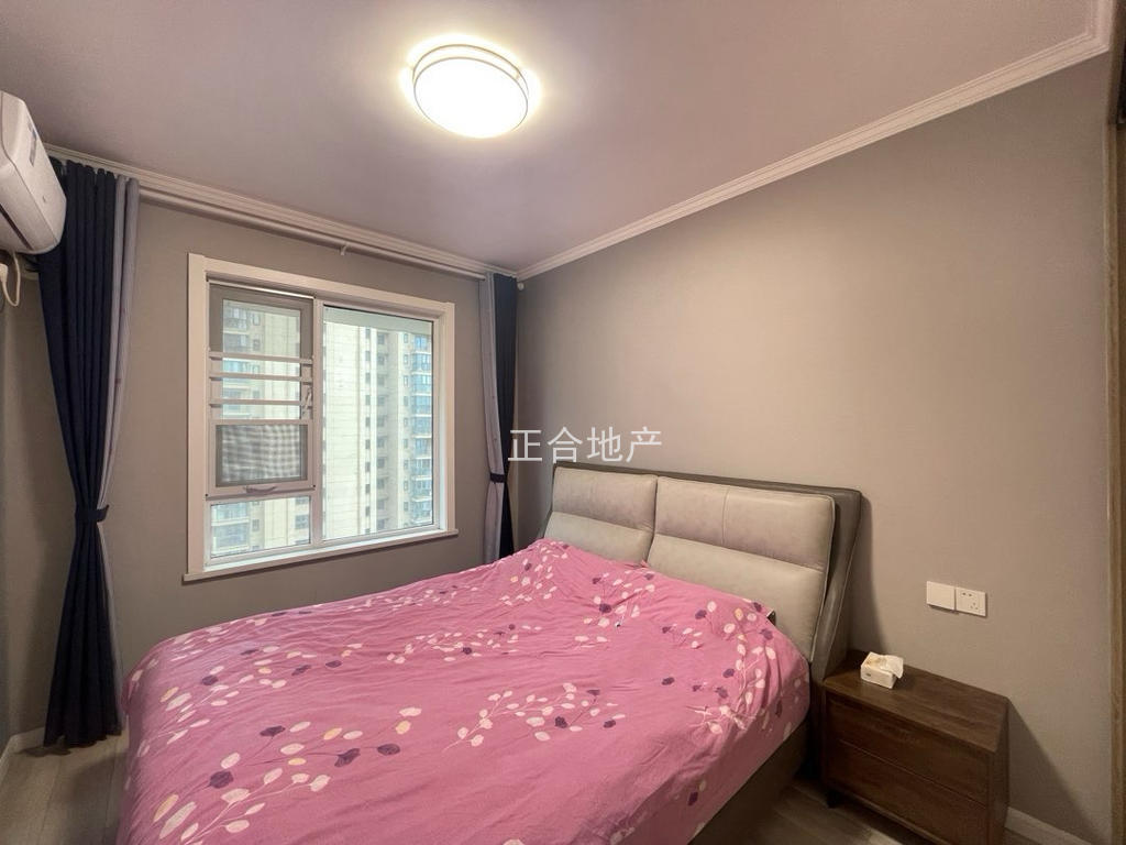 ​满庭春，精装三室两卫+活‬动室，9.9成新，送入户花园,电梯好楼层，证满二，​仙桃xiao学+仙桃三中