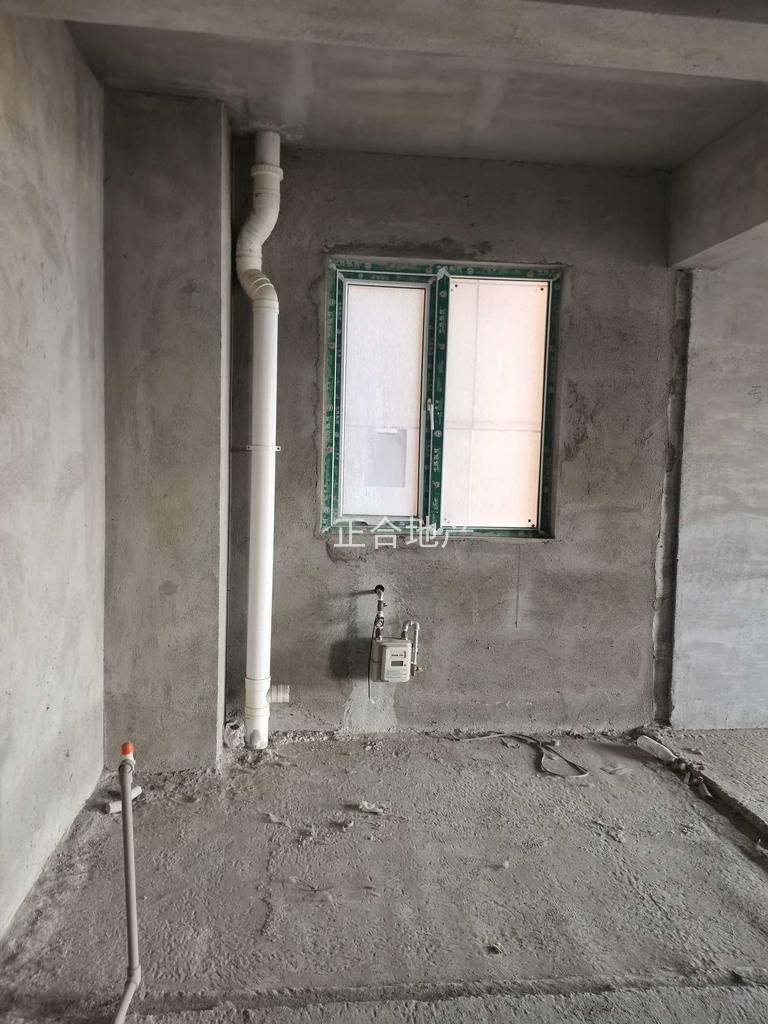 上仙桃醉好初.中！即.买即装修！！