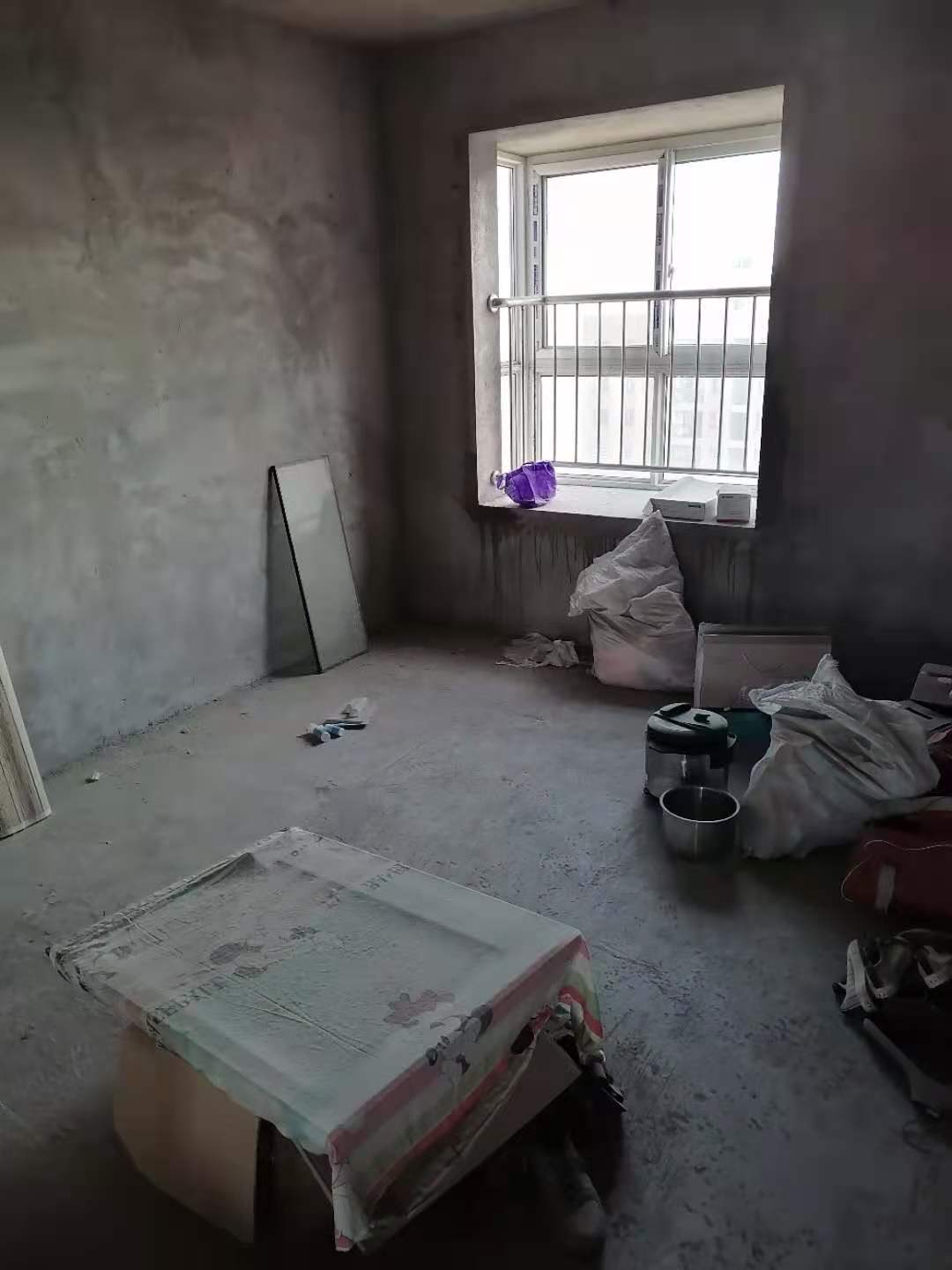 仙桃一中对面 房毛坯大三房单价5字头证件满五