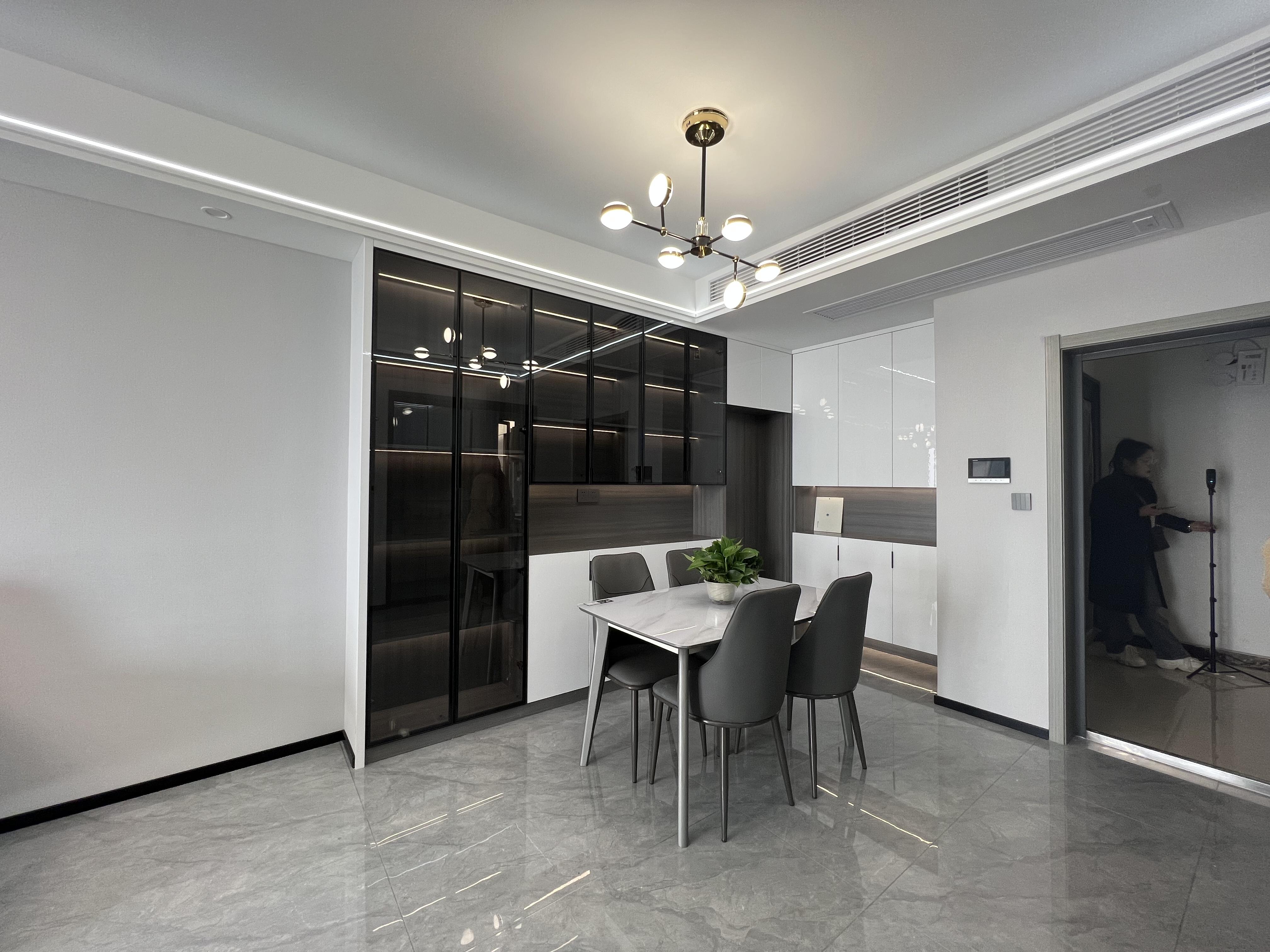 城南森林国际翡冷翠，全新装修，领包入住