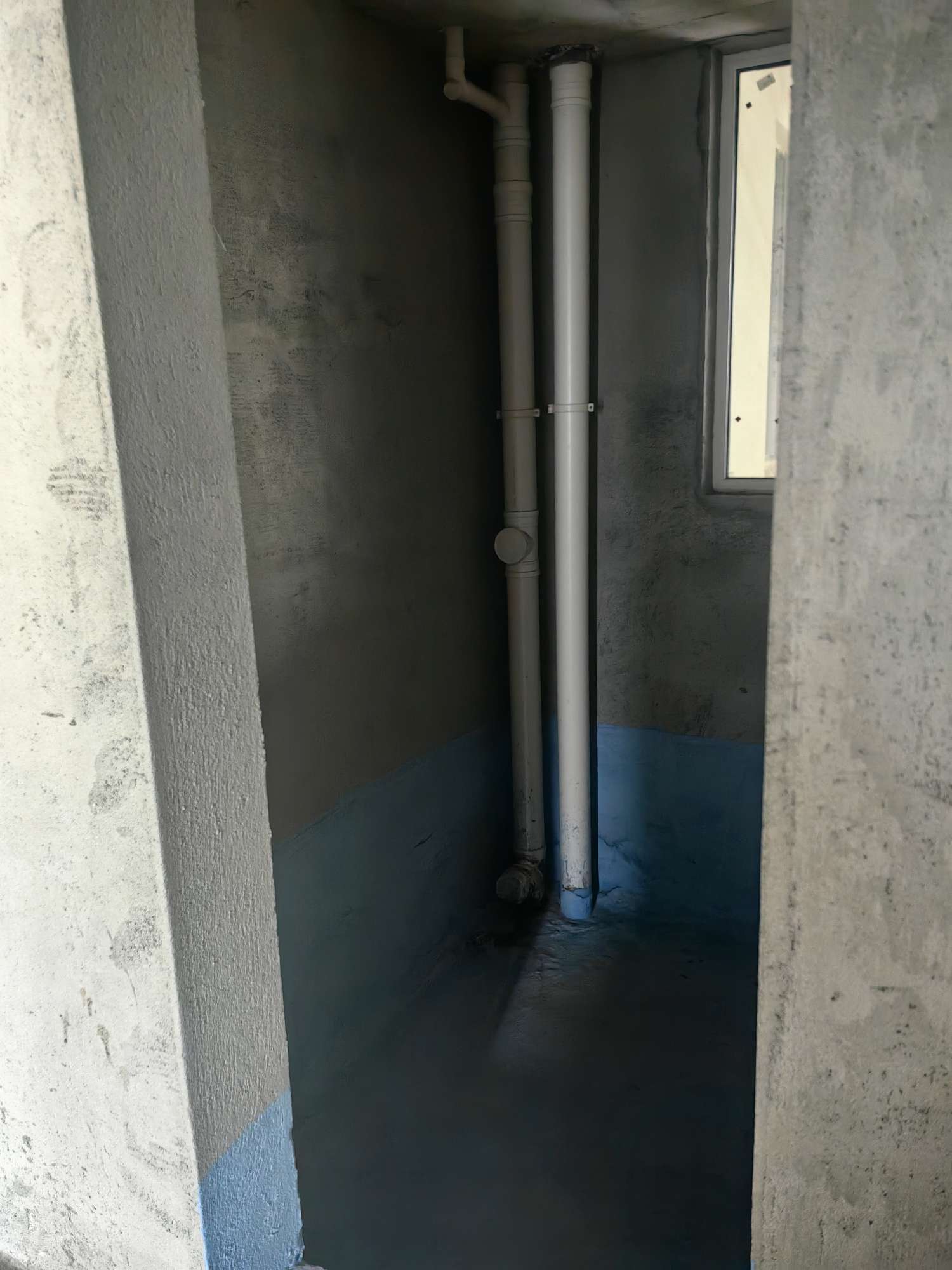 蓝天白云3室2厅2卫全新毛坯房108平69万优价出售