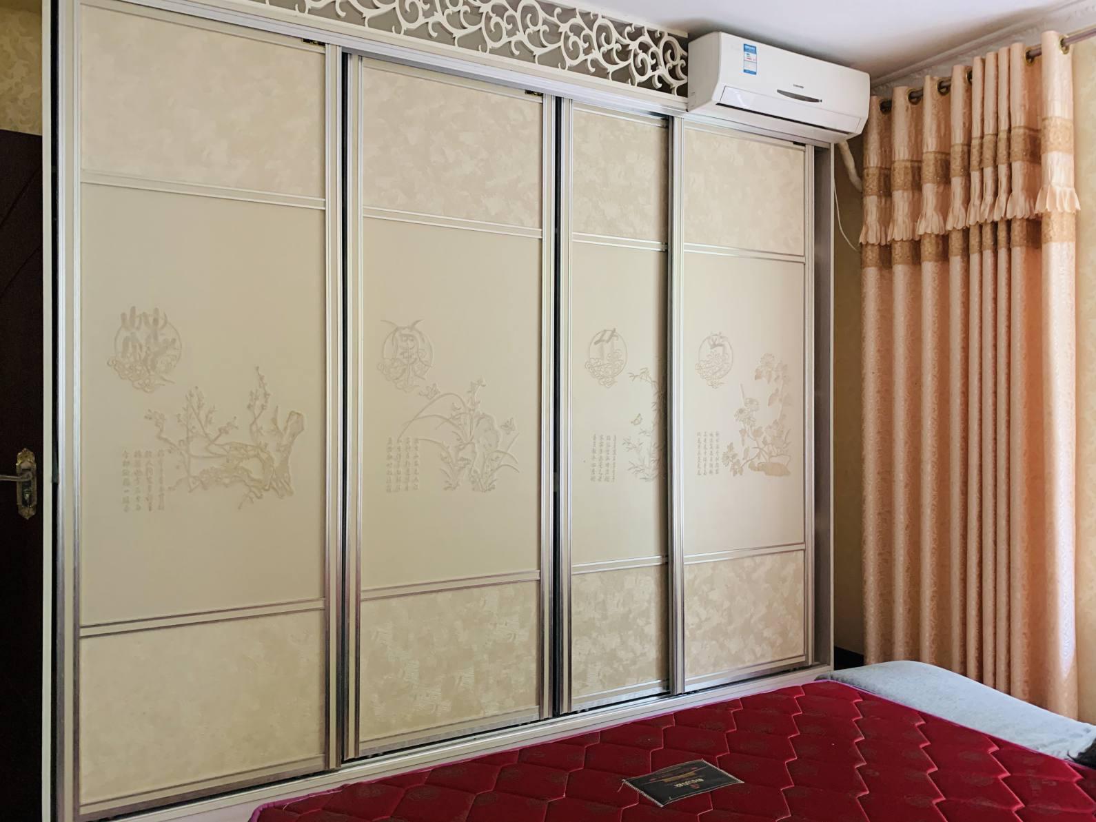 新城一号精装三房，120平，92万，满2