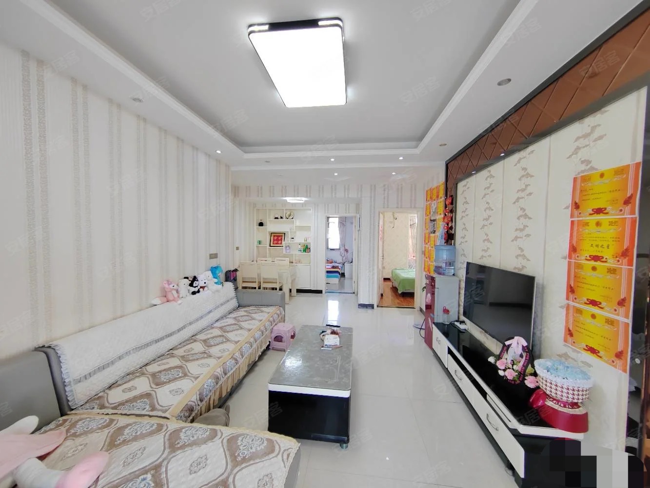 381，急售，新妇幼对面，鸿升现代城，边户，电梯好楼层，南北通透，满五