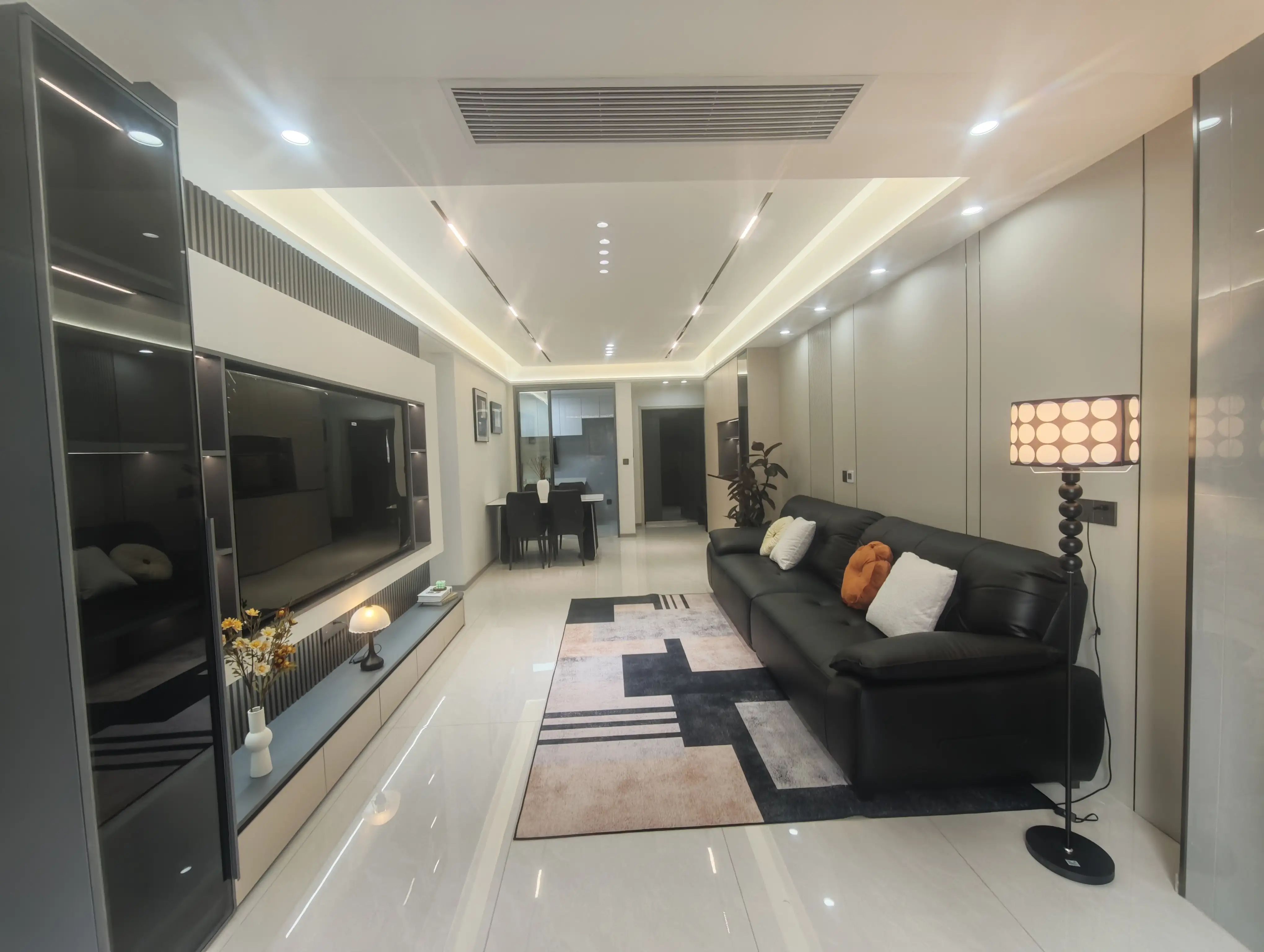 城南，沔阳天泽园，精装三房两卫，全新装修，证满二，诚心出售