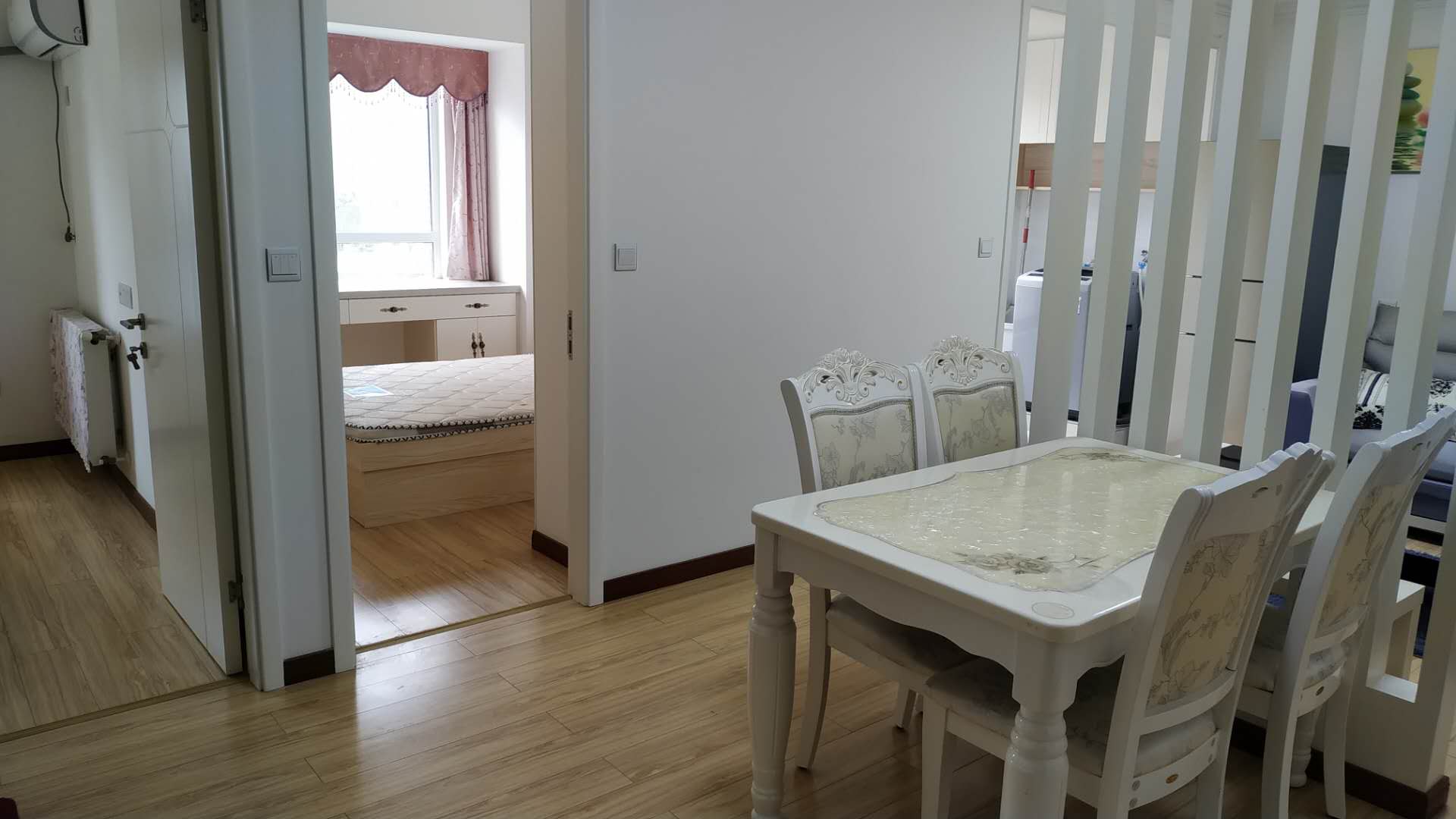 和合国际，温馨二室，环境比较大的小区，全屋带供暖，基本没住，看房方便