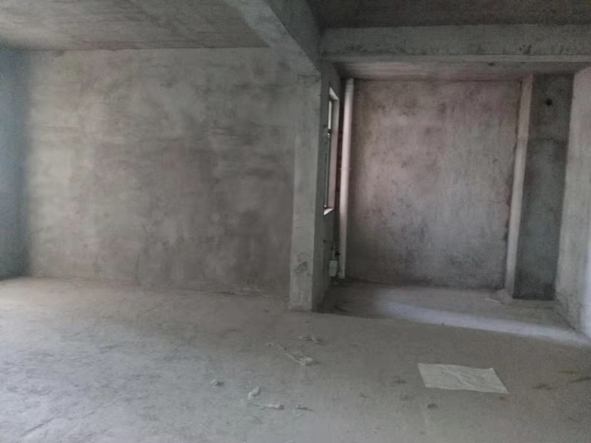 新城一号2期，交通便利，商圈成熟，业主诚心出售，全款优先