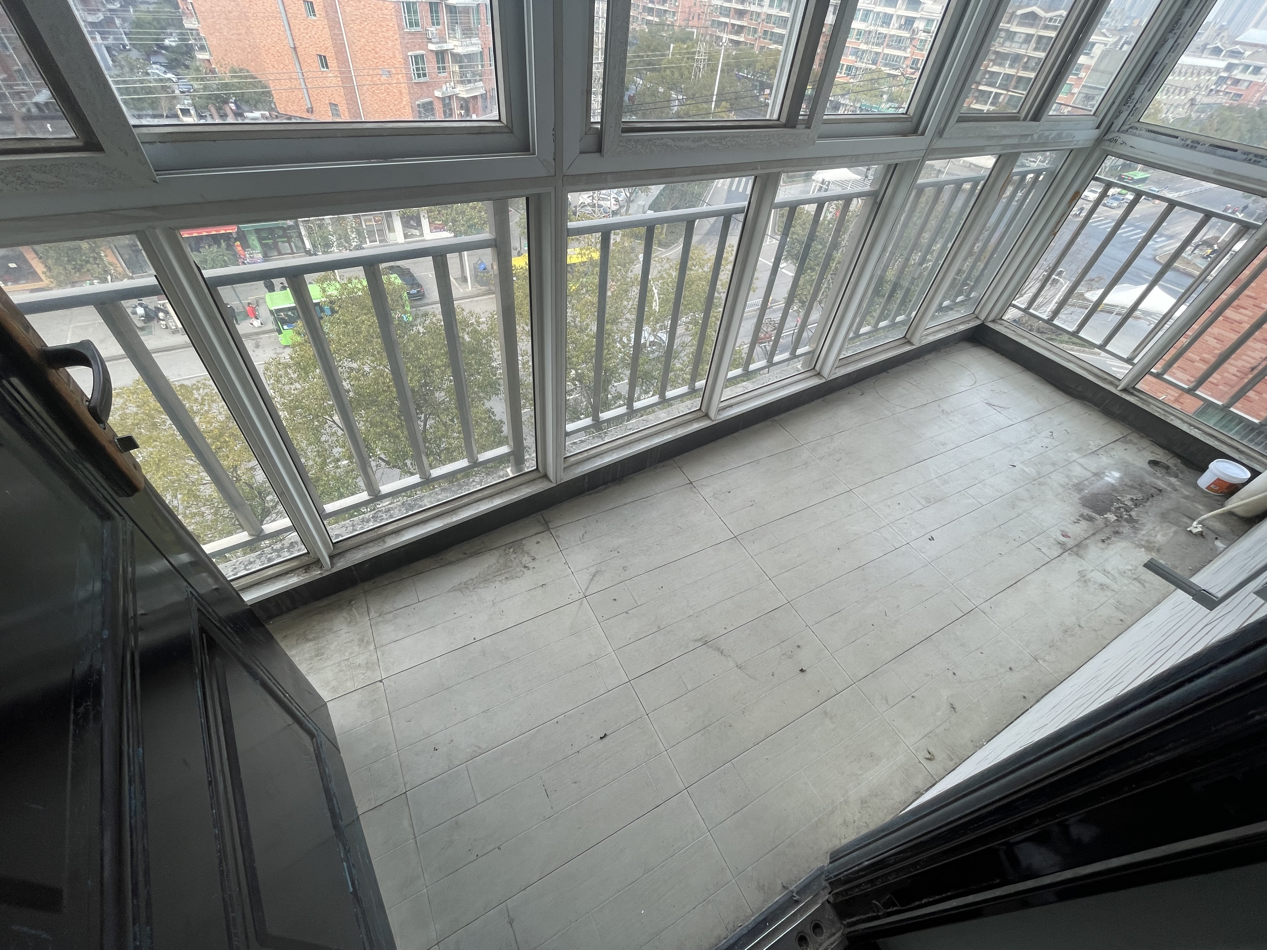 青青家园经典小区复式楼带大露台老证看房钥匙