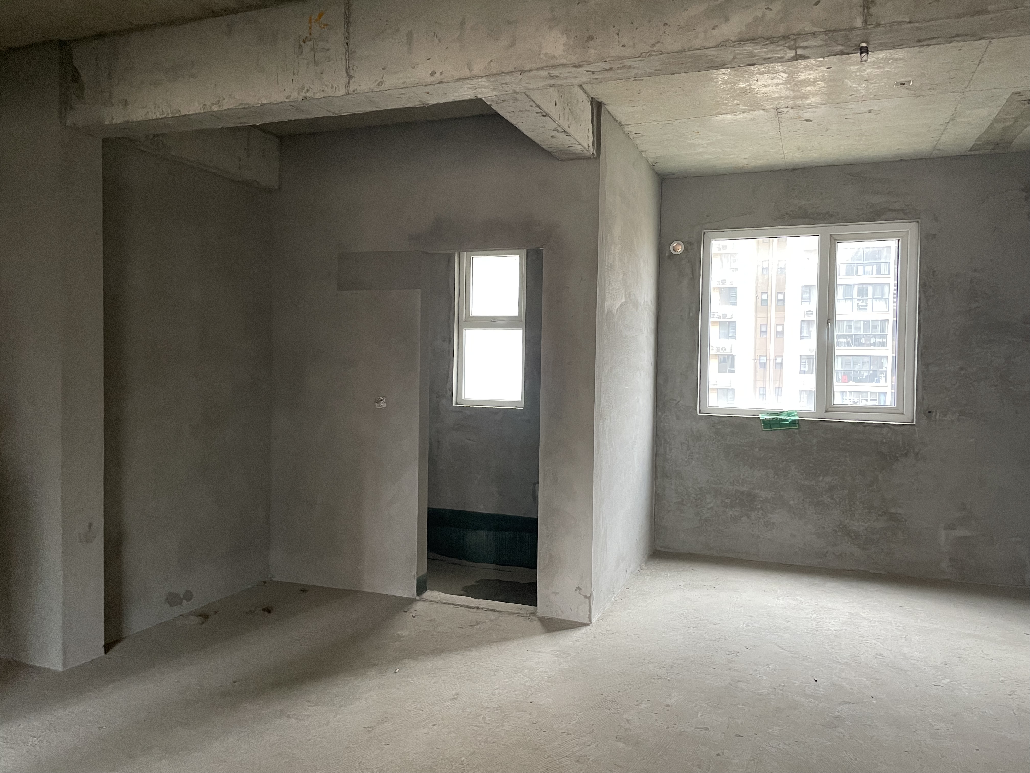 满庭春192平大平层毛坯湖景房没有不喜欢的道理带车位