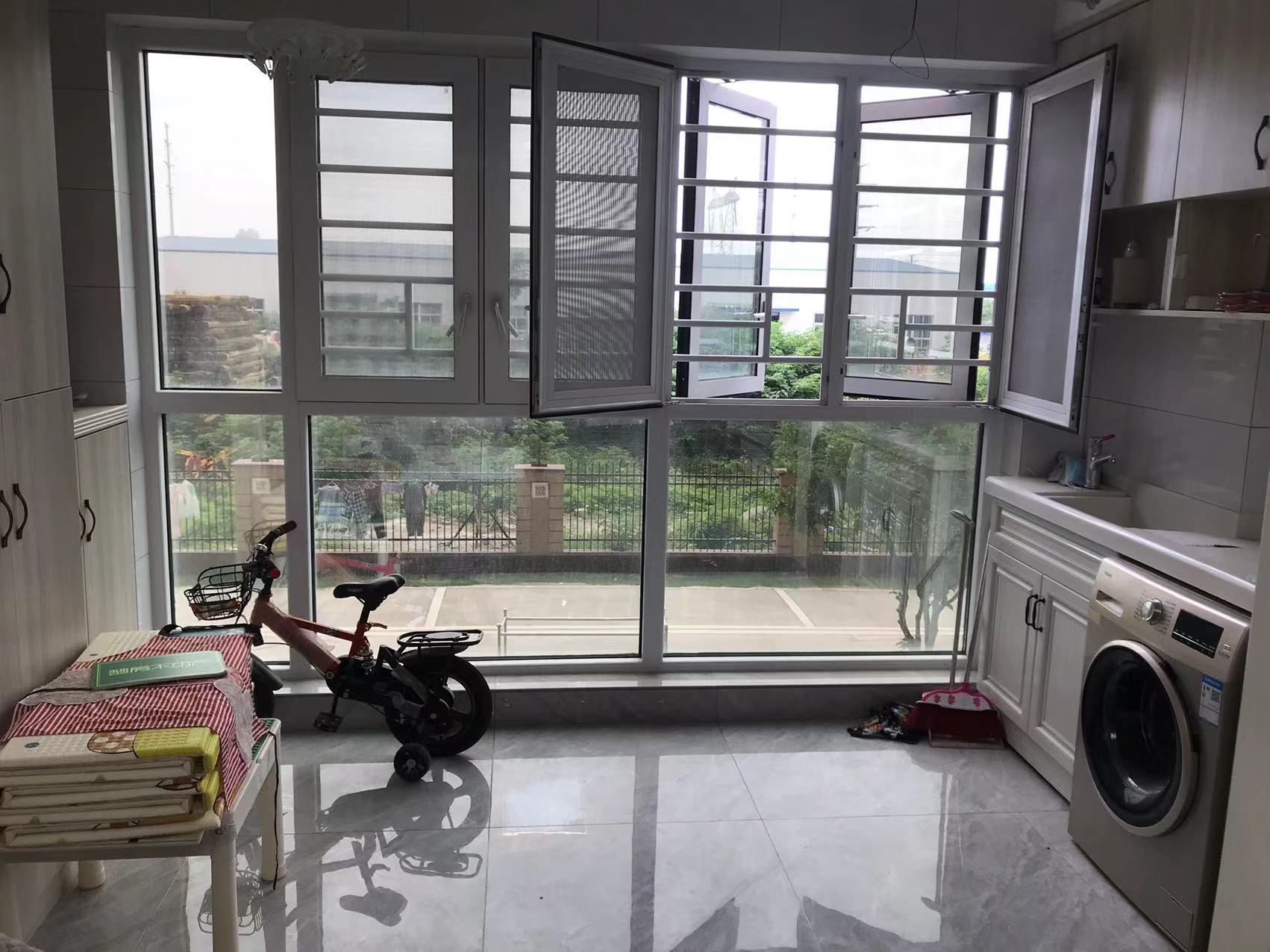 急售急售满庭春精装卖毛坯价配套齐全精装大三房边户户型好诚意出售