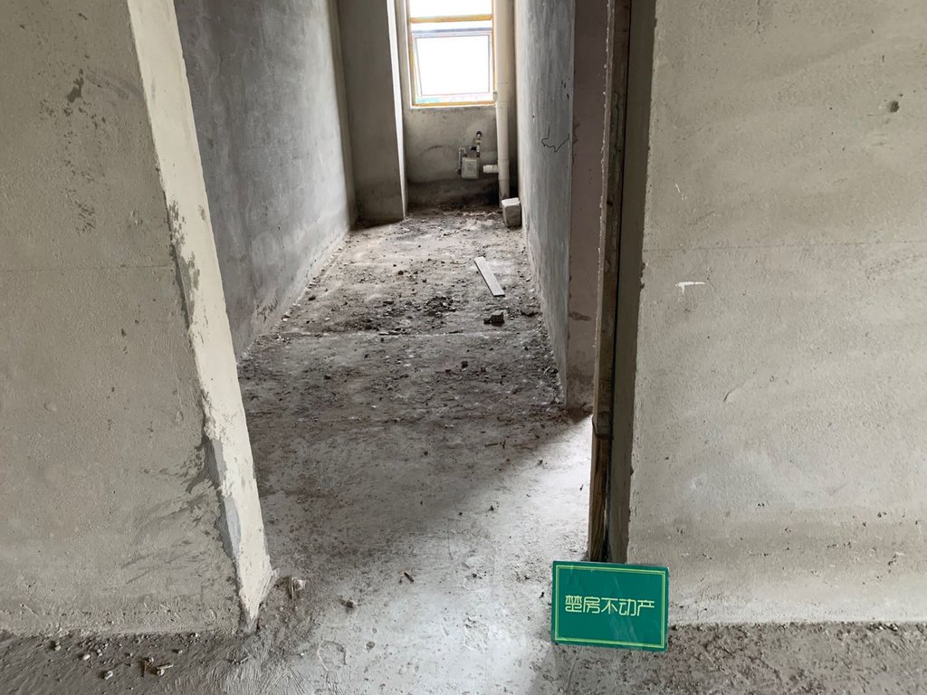 元泰未来城B湖景房3.15层高观光电梯2梯2户超大阳台设计城南少有的湖景房南北通透