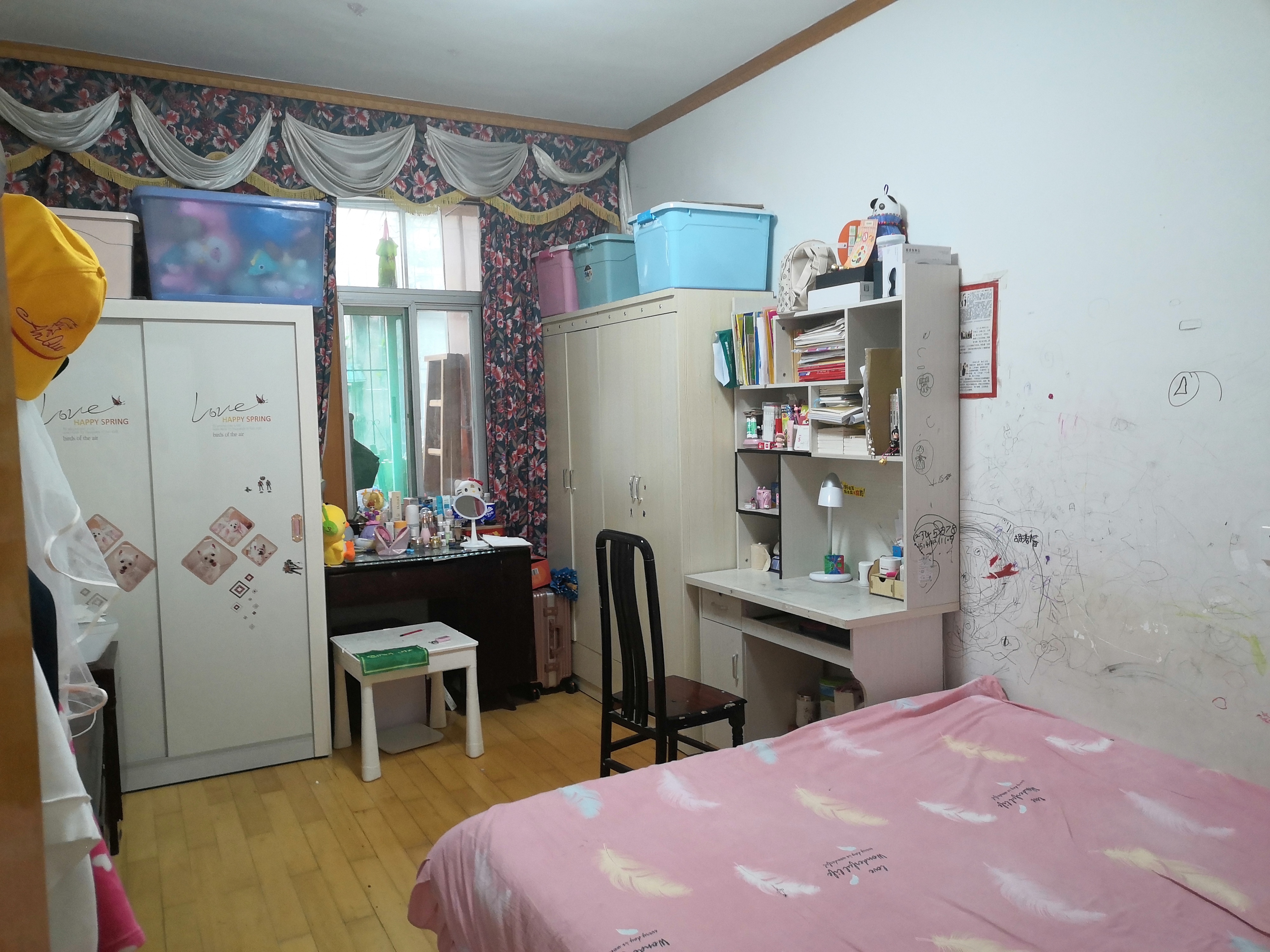 环球后面老人民医院宿舍带装修三室两厅一卫实得面积大