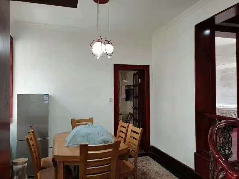 实验二小 房，步梯好楼层，证满二