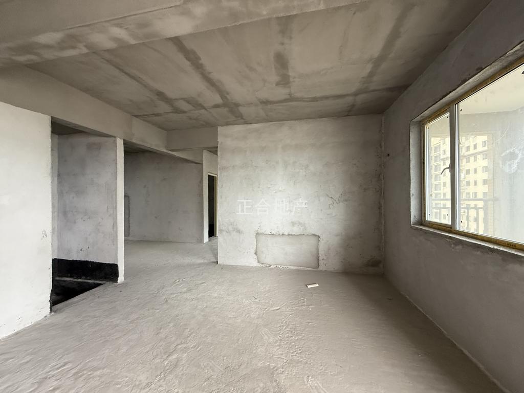 城南，新城名都，中间好楼层，3房2卫，证满2，单价5字头