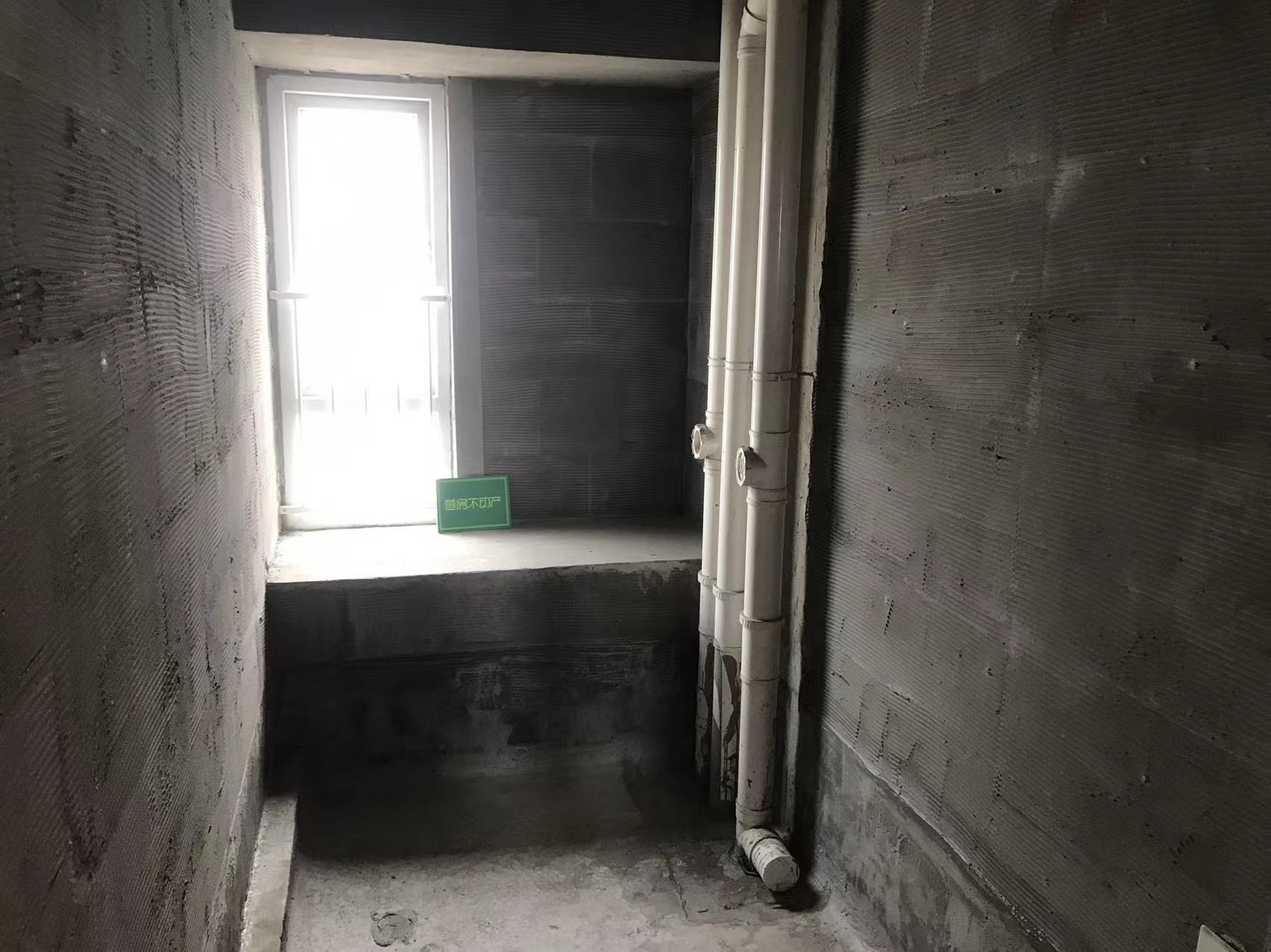 碧桂园送车位毛坯大四房南北通透双阳台小区环境好天然游泳池为您的品质生活保驾护航