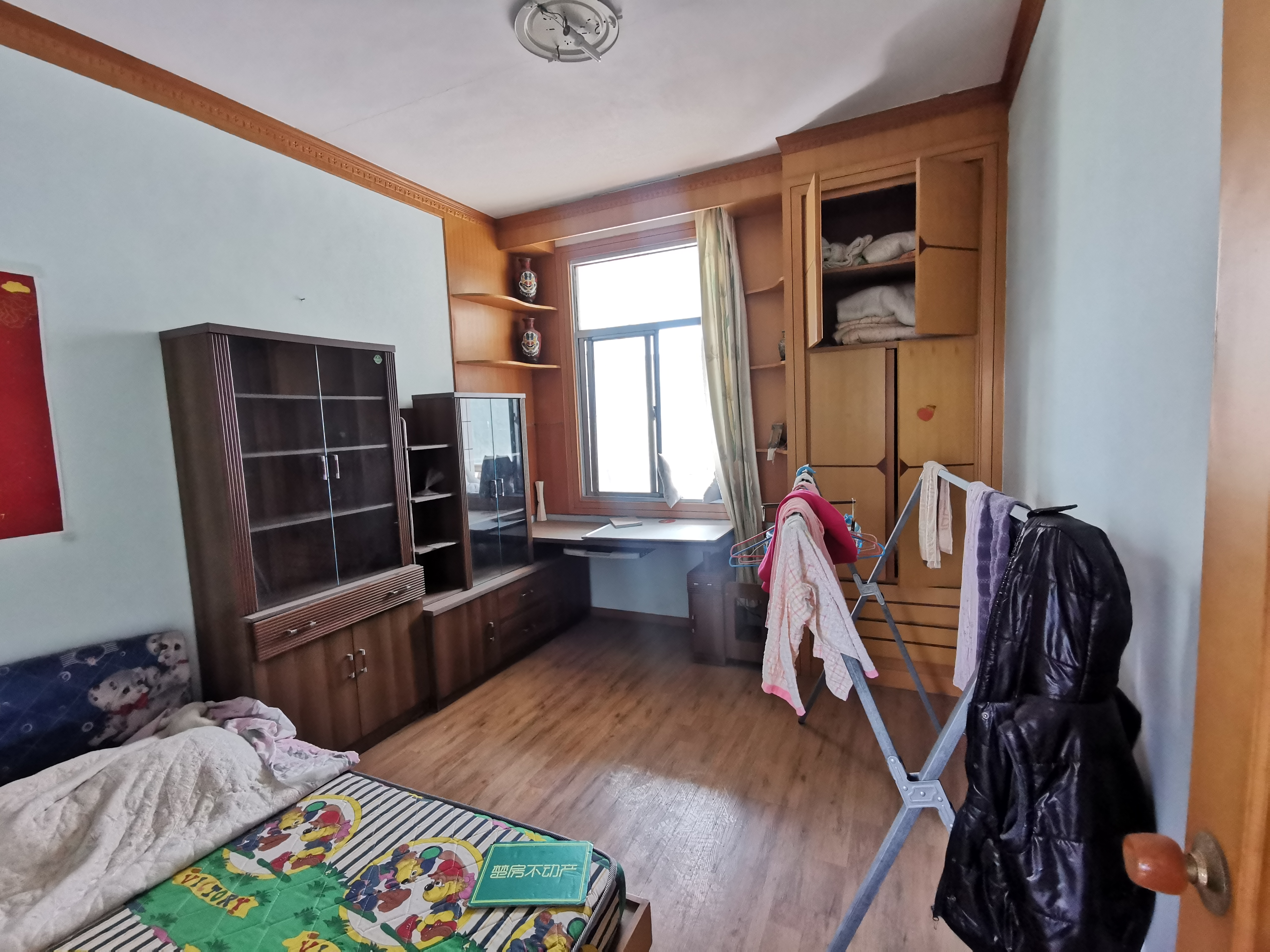 复州花园超大三房可做四房南北通透楼层好看房方便带地下室一起出售