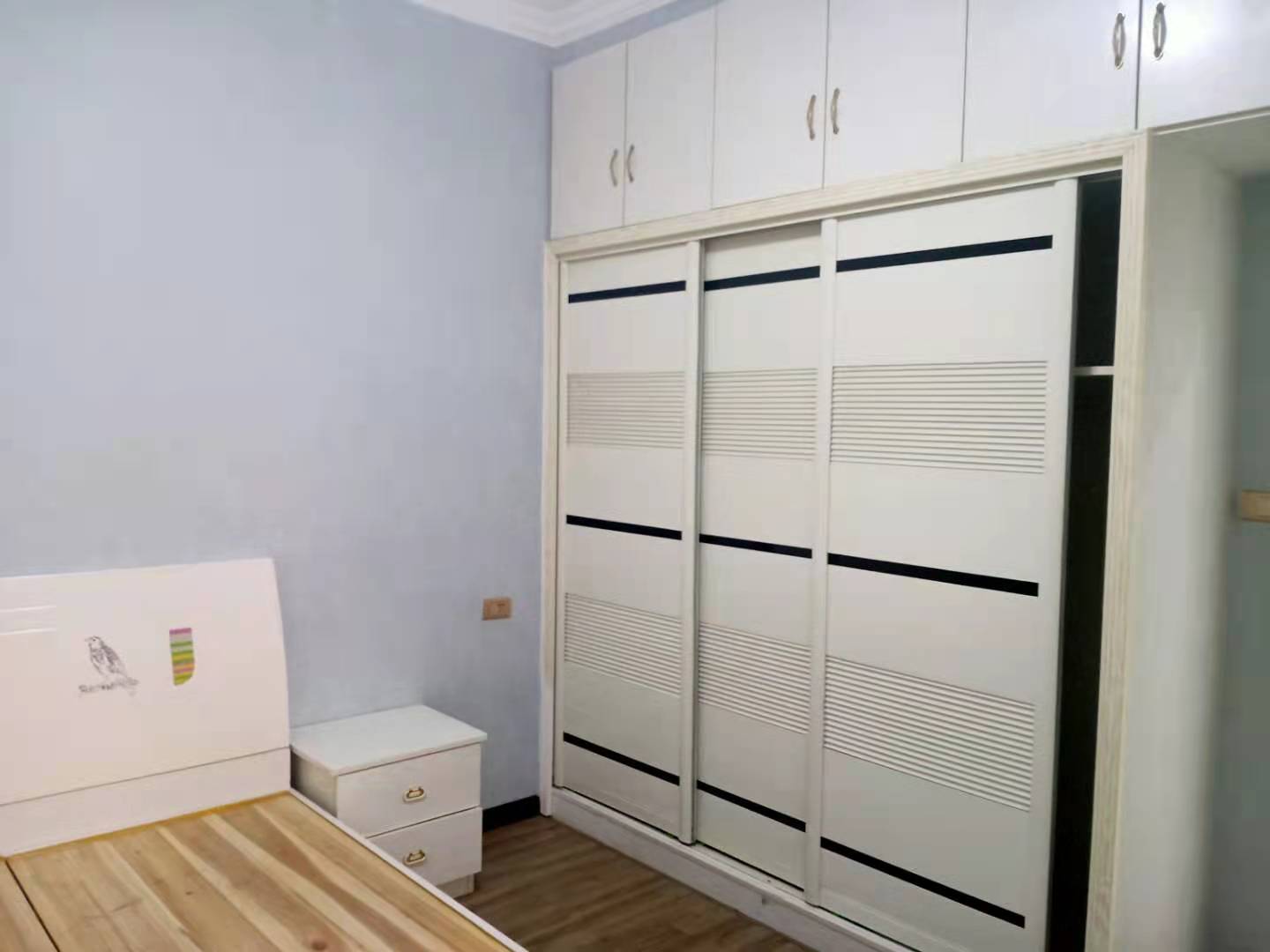 红树湾，精装三房二卫，中间好楼层