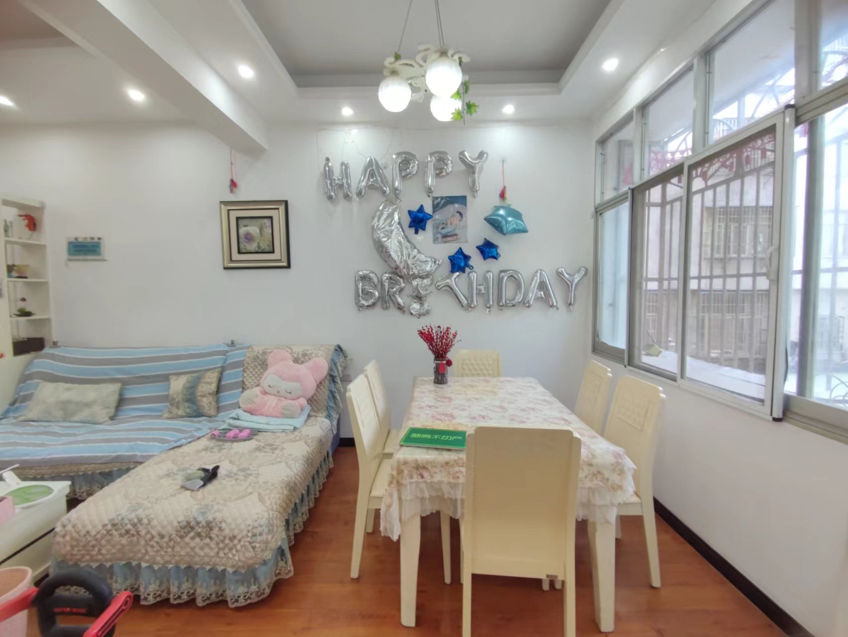 财局宿舍 精装修层色新 步梯2楼 有大院子停车 不动产证在手  沙嘴