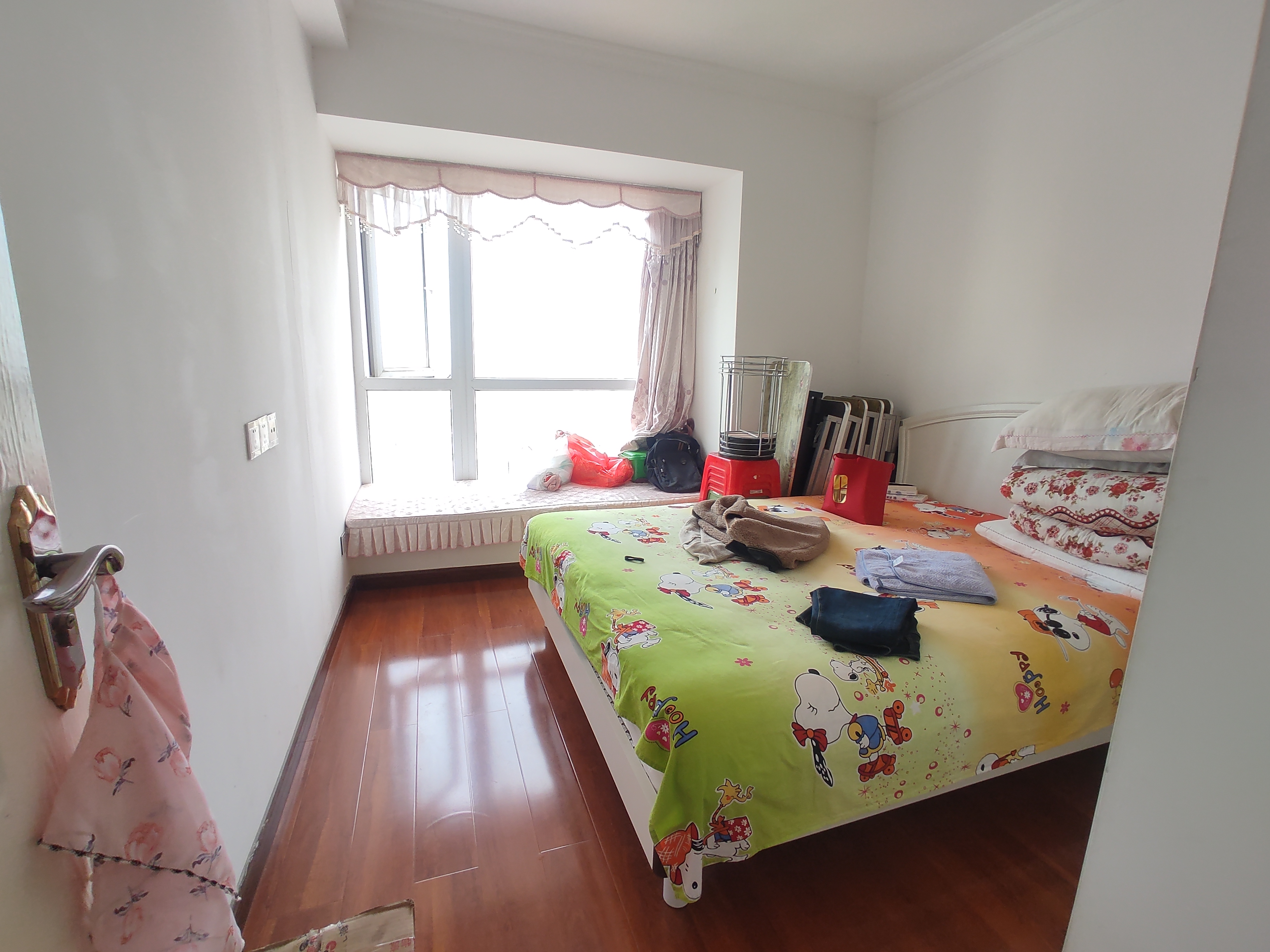 福星城精装三房家电齐全证件满二看房方便诚意出售