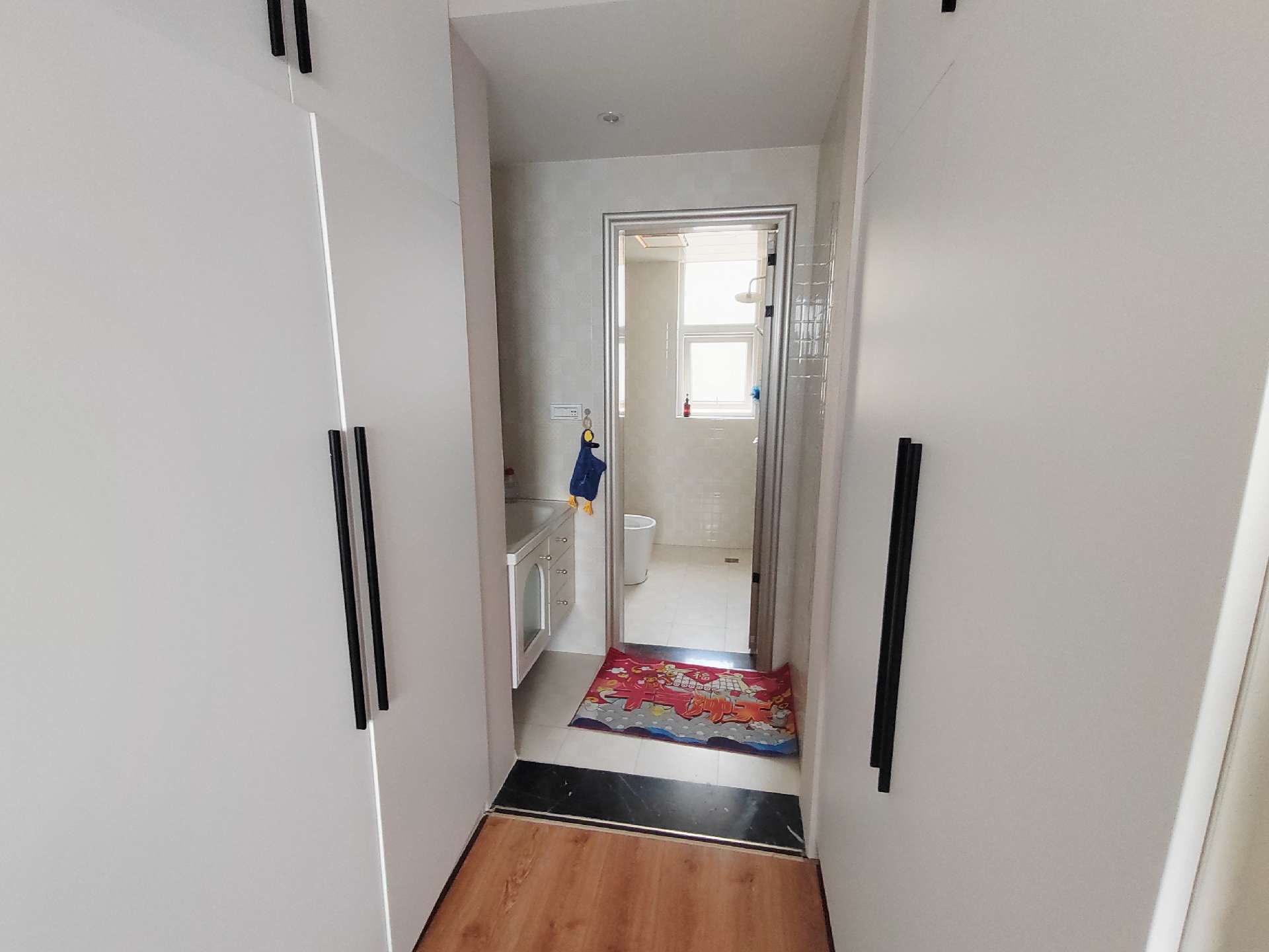 满庭春精装边户大三房中高好楼层视野侠几好