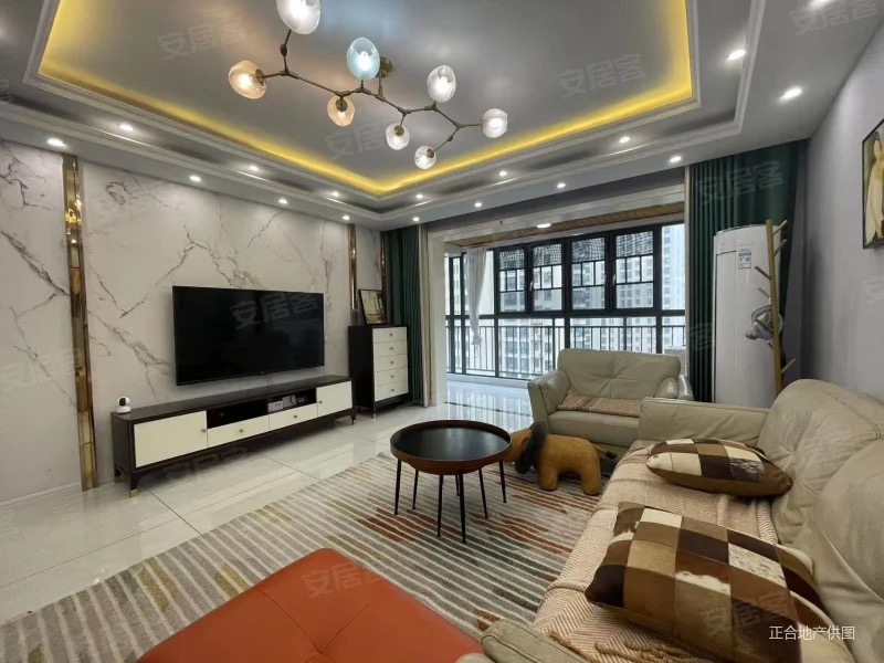 业主急售，和合国际四期，精装四房，9成新，中间楼层，拎包入住