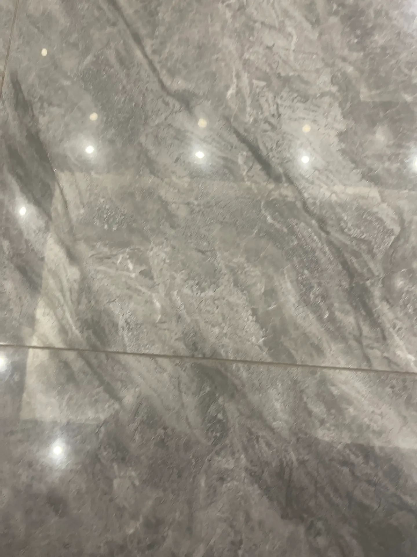 诚心出售，城南，蓝天白云，东边户，湖景房，单价5800，捡漏