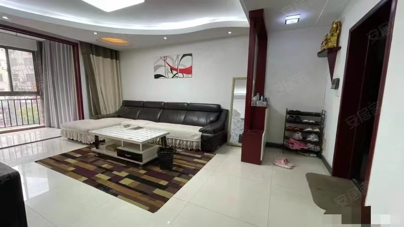 294，急卖 。城南 新城壹号旁， 金诚花园，单价4700，电梯小高层，送地下停车位，