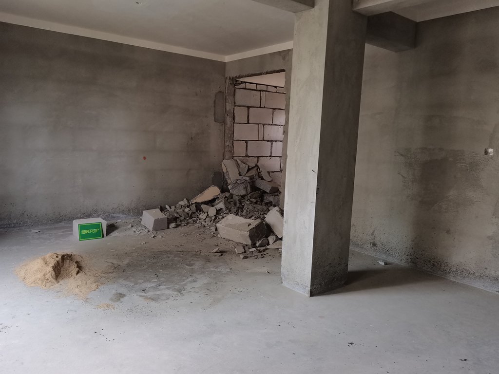 祥生观澜府毛坯大三房中间好楼层采光好视野开阔小区环境好