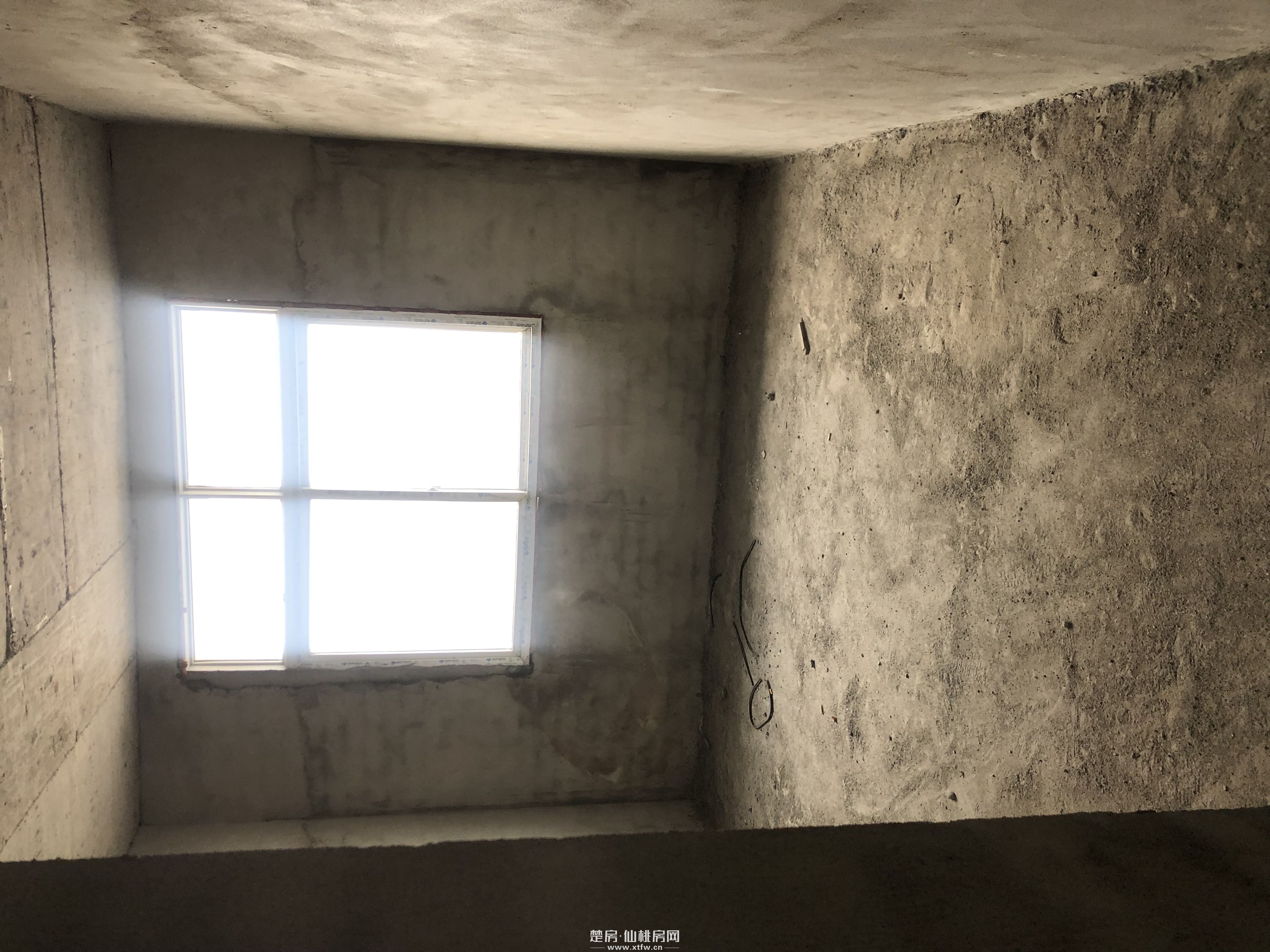 彭场镇有证毛坯新房清盘卖