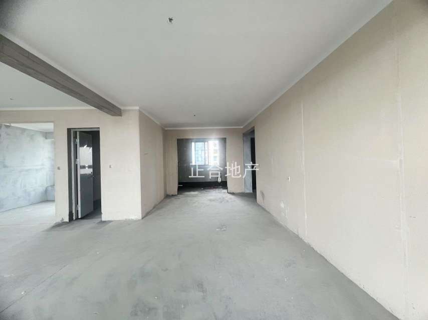 城南，吾悦，119平边户，送车位，电梯好楼层，采光视野宽阔，业主诚心出售，