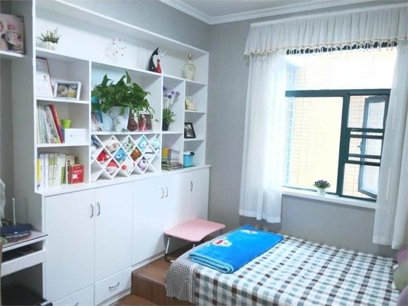  来啦！新城一号精装三房，证满二，拎包入住，坐拥城市 