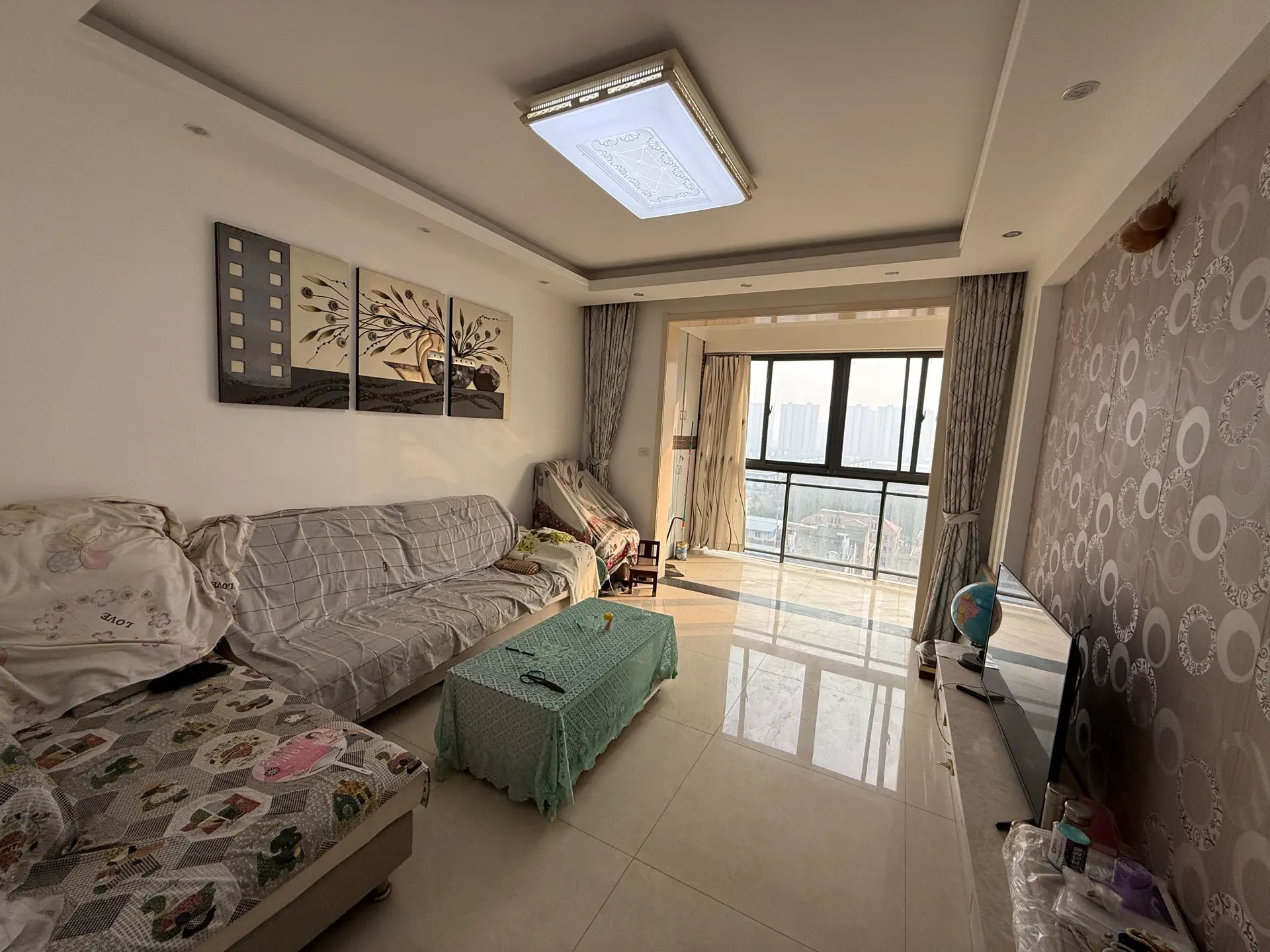 捡漏，德政园仙桃晓雪旁，中央华府，精装大两房，7米大阳台，