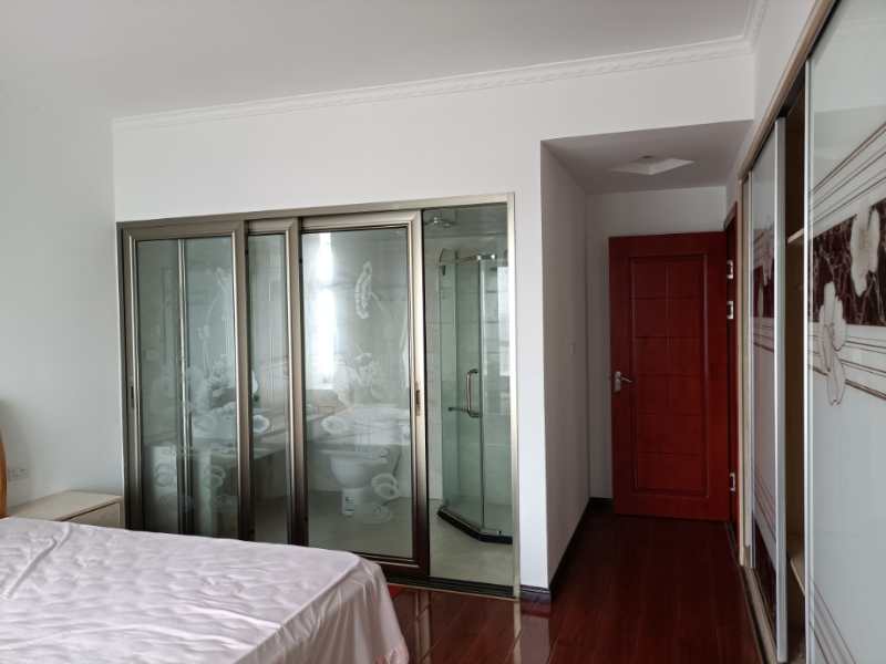 福星城精装修三房 高层 满五唯一 省税 诚意卖