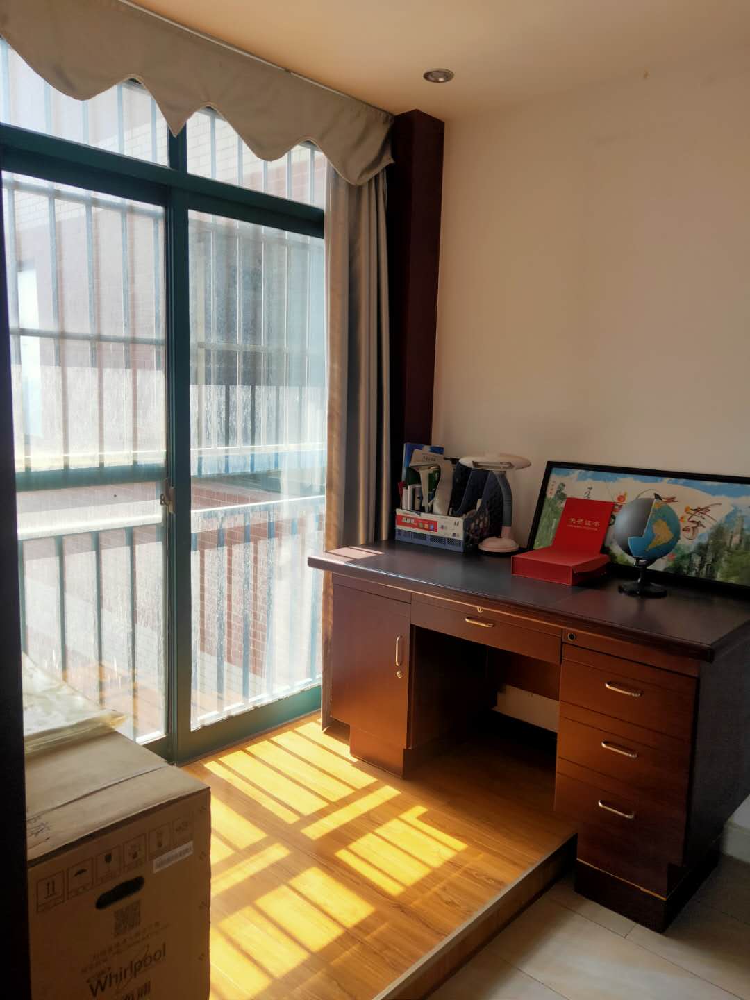 车站对面时代广场中高层室内精装可拎包入住证件满二